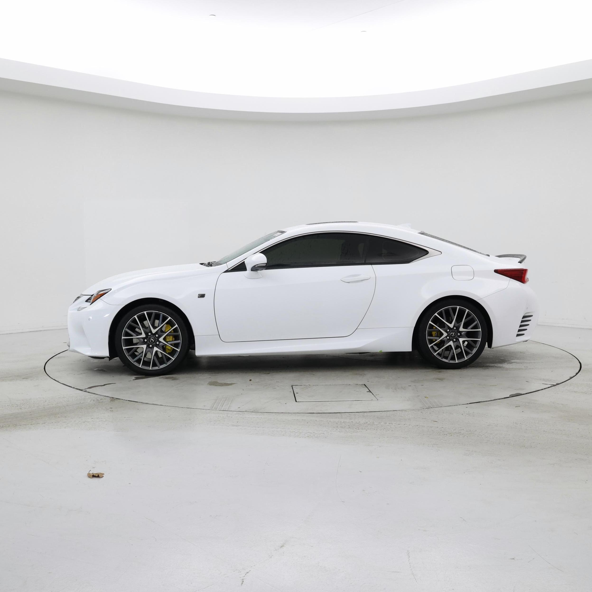 Thumbnail: 2017 Lexus RC - 3