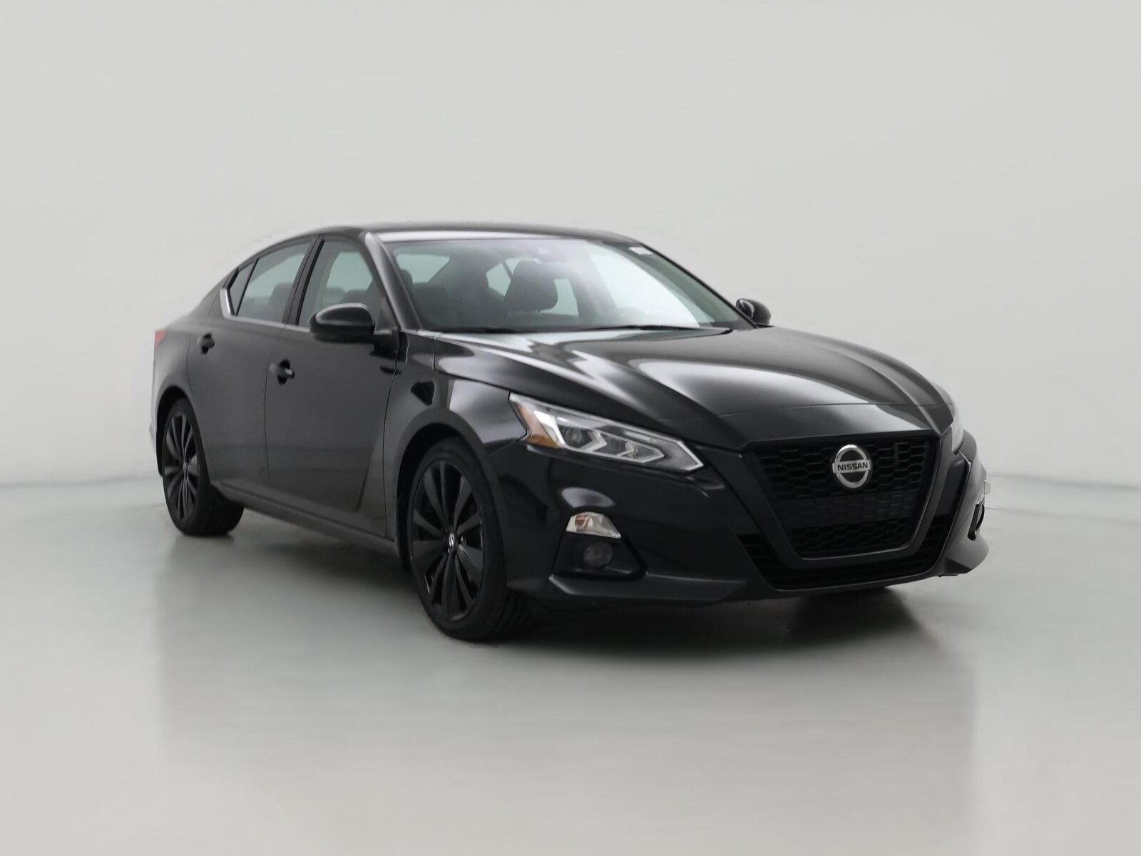 2022 Nissan Altima SR