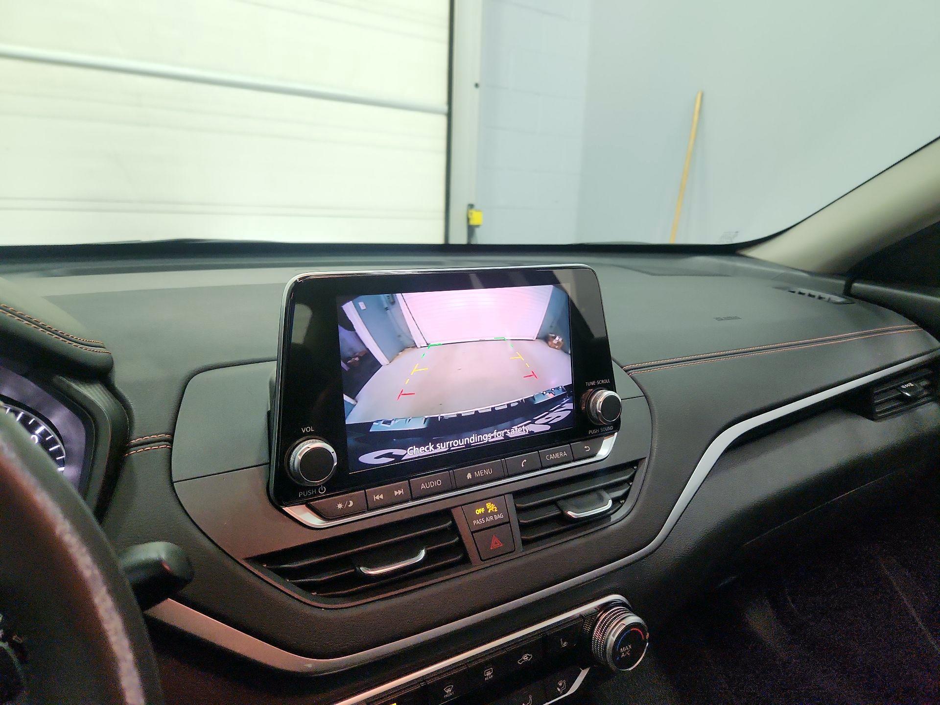 Thumbnail: 2022 Nissan Altima - 14