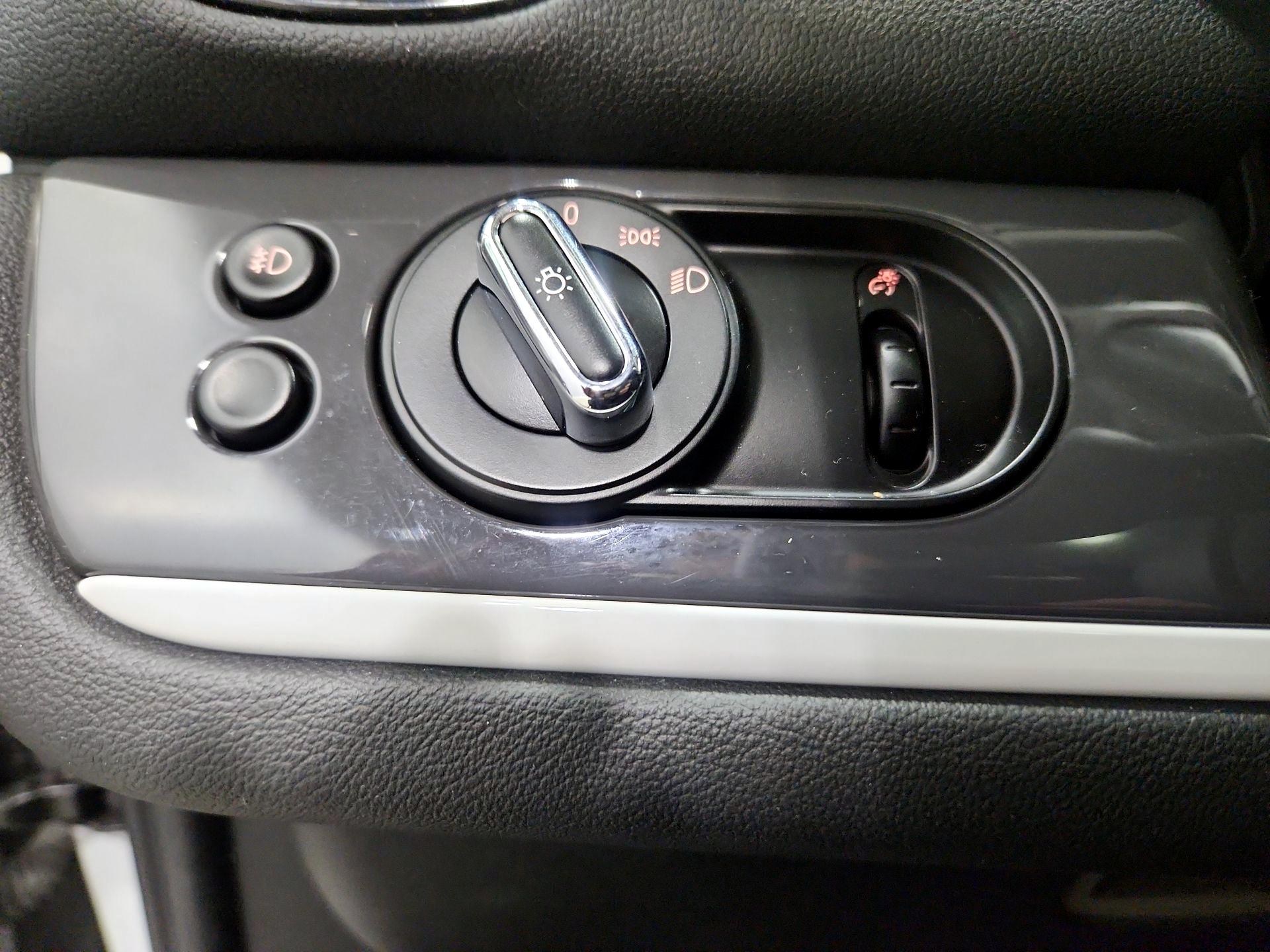 Thumbnail: 2017 MINI Cooper Countryman - 13