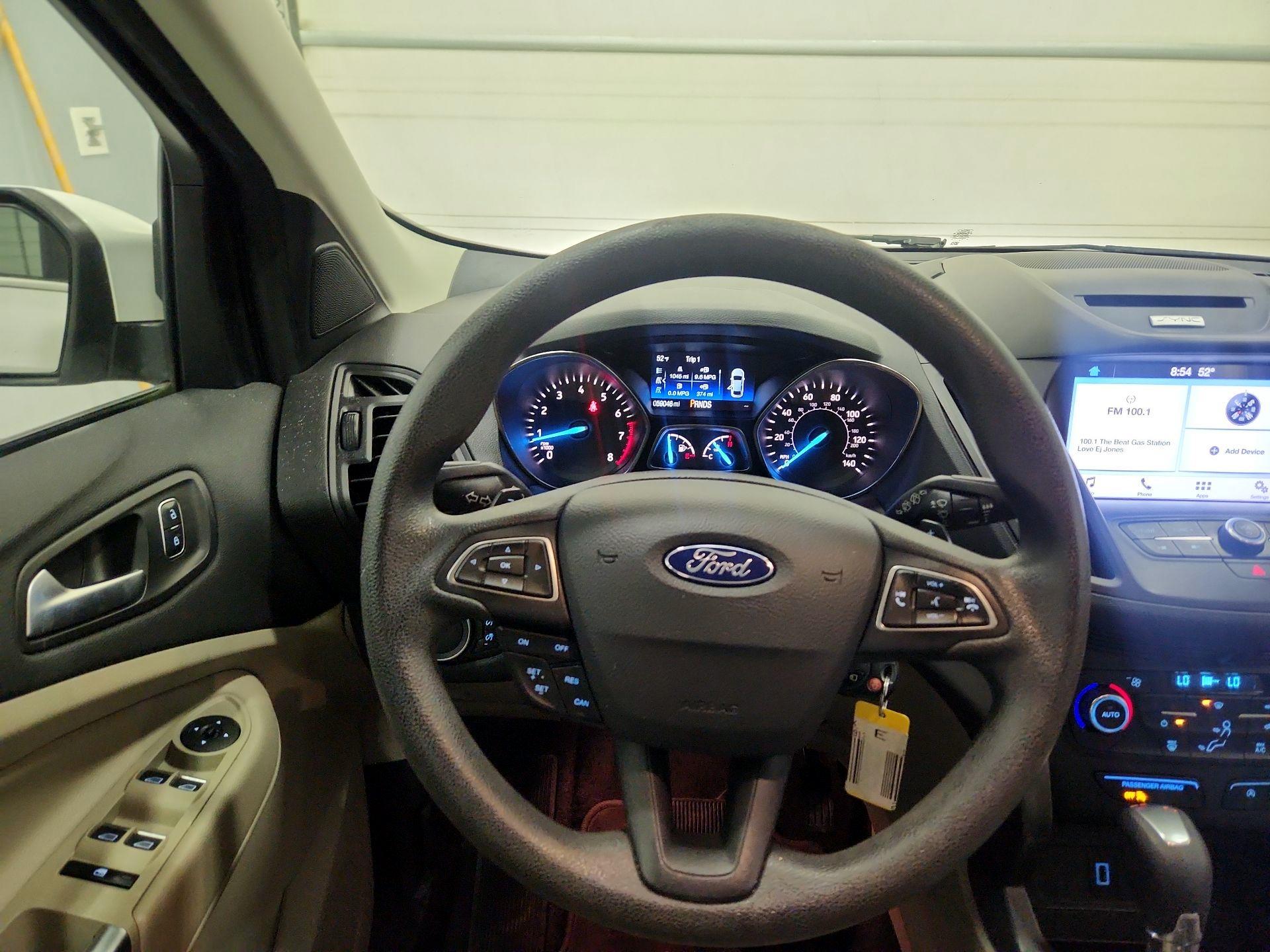 Thumbnail: 2017 Ford Escape - 10