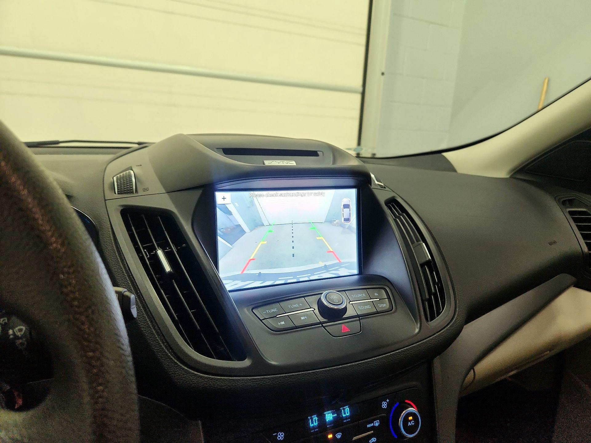 Thumbnail: 2017 Ford Escape - 14