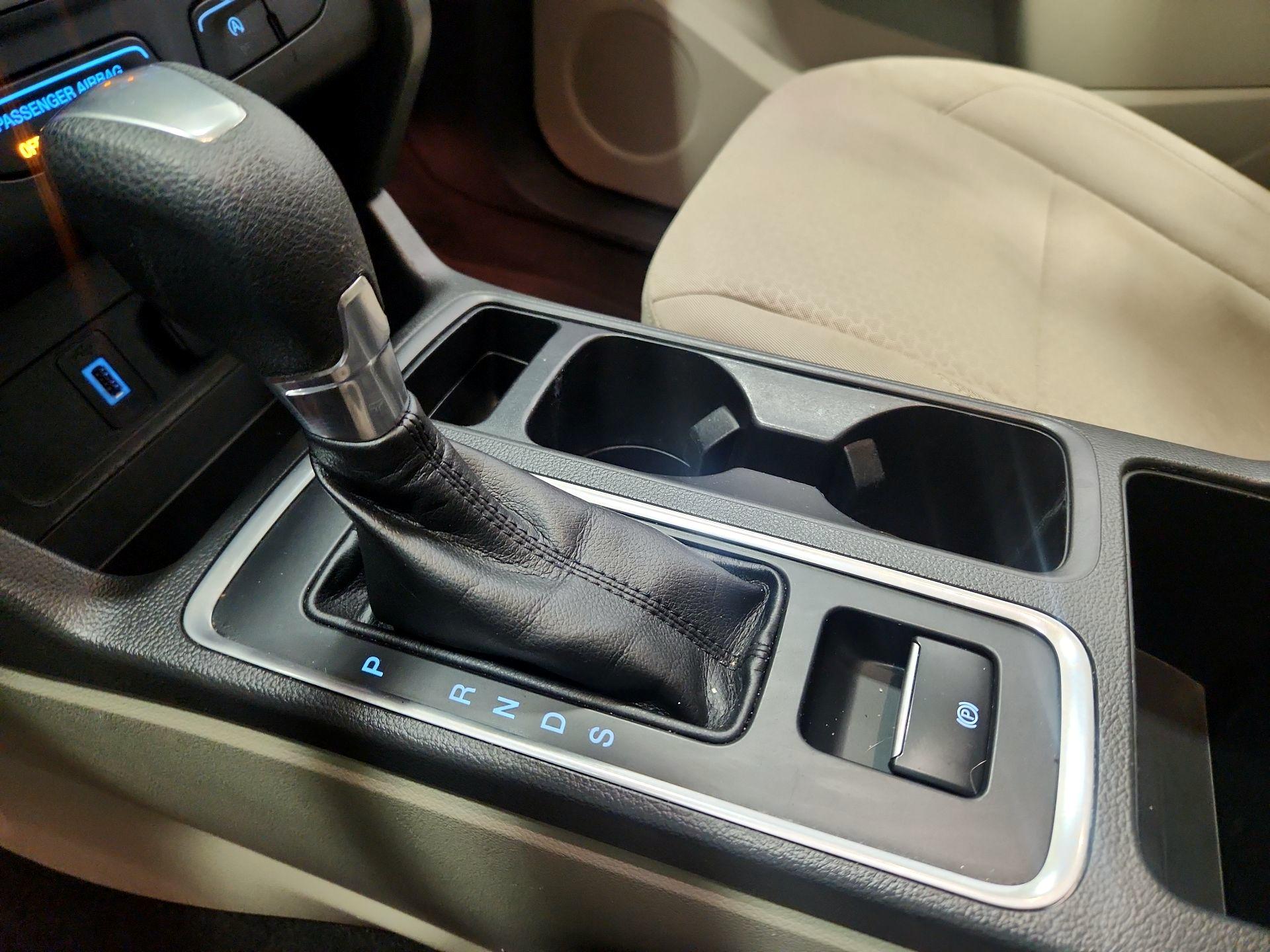 Thumbnail: 2017 Ford Escape - 17