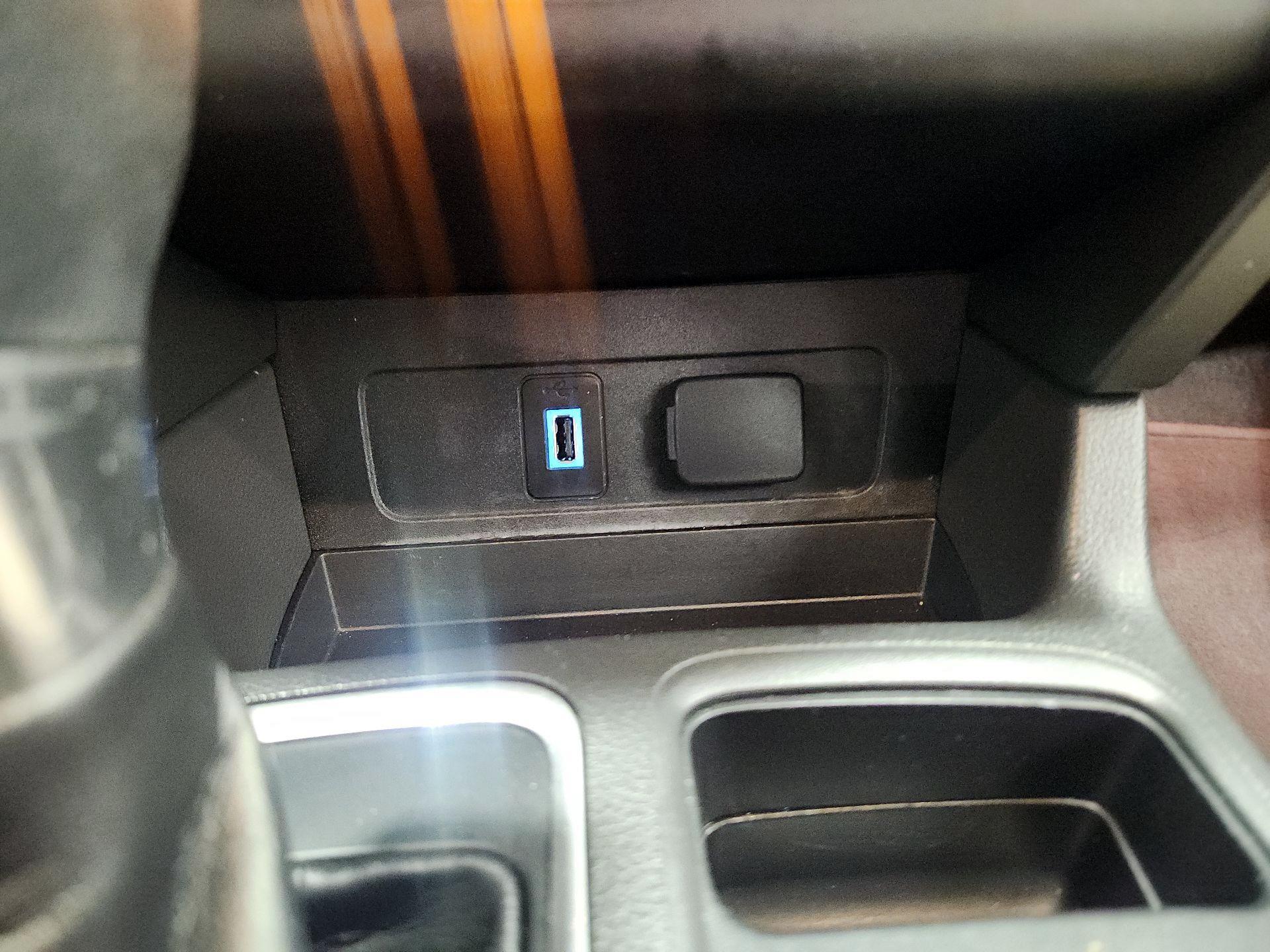 Thumbnail: 2017 Ford Escape - 18