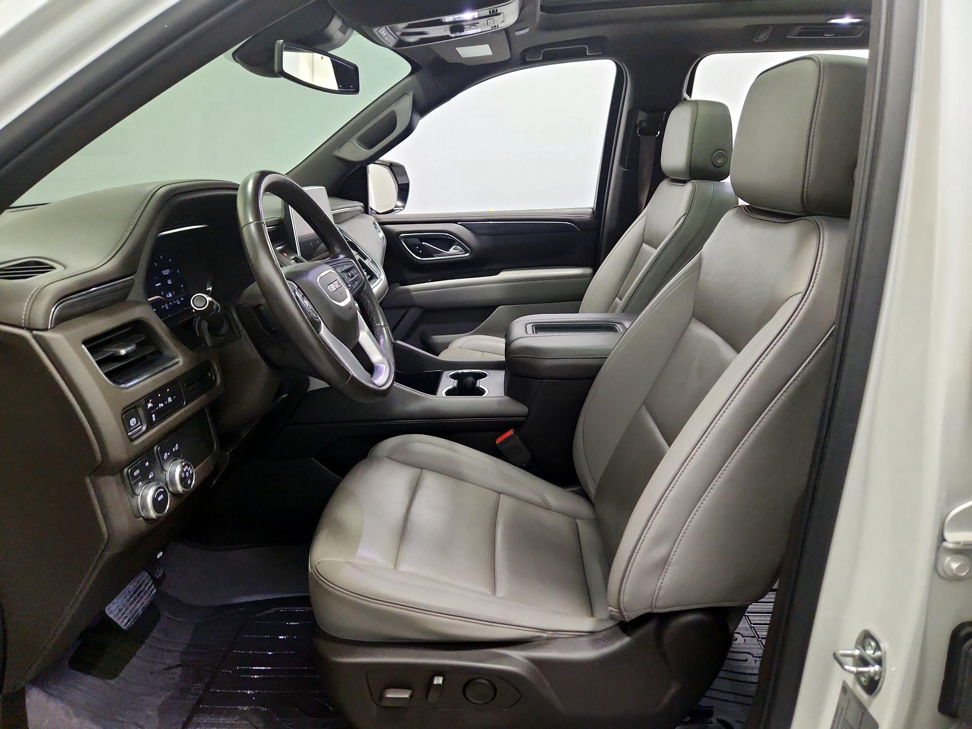 Thumbnail: 2023 GMC Yukon XL - 11