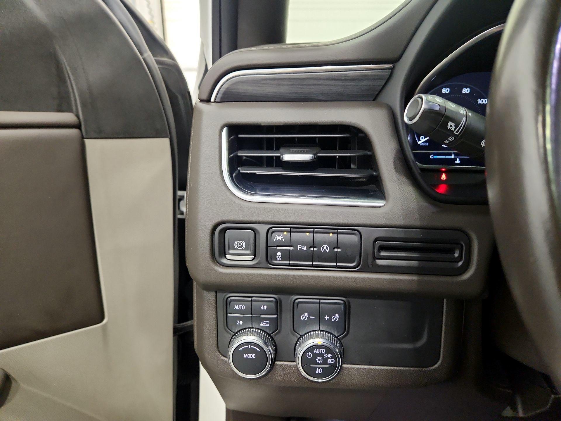 Thumbnail: 2023 GMC Yukon XL - 13