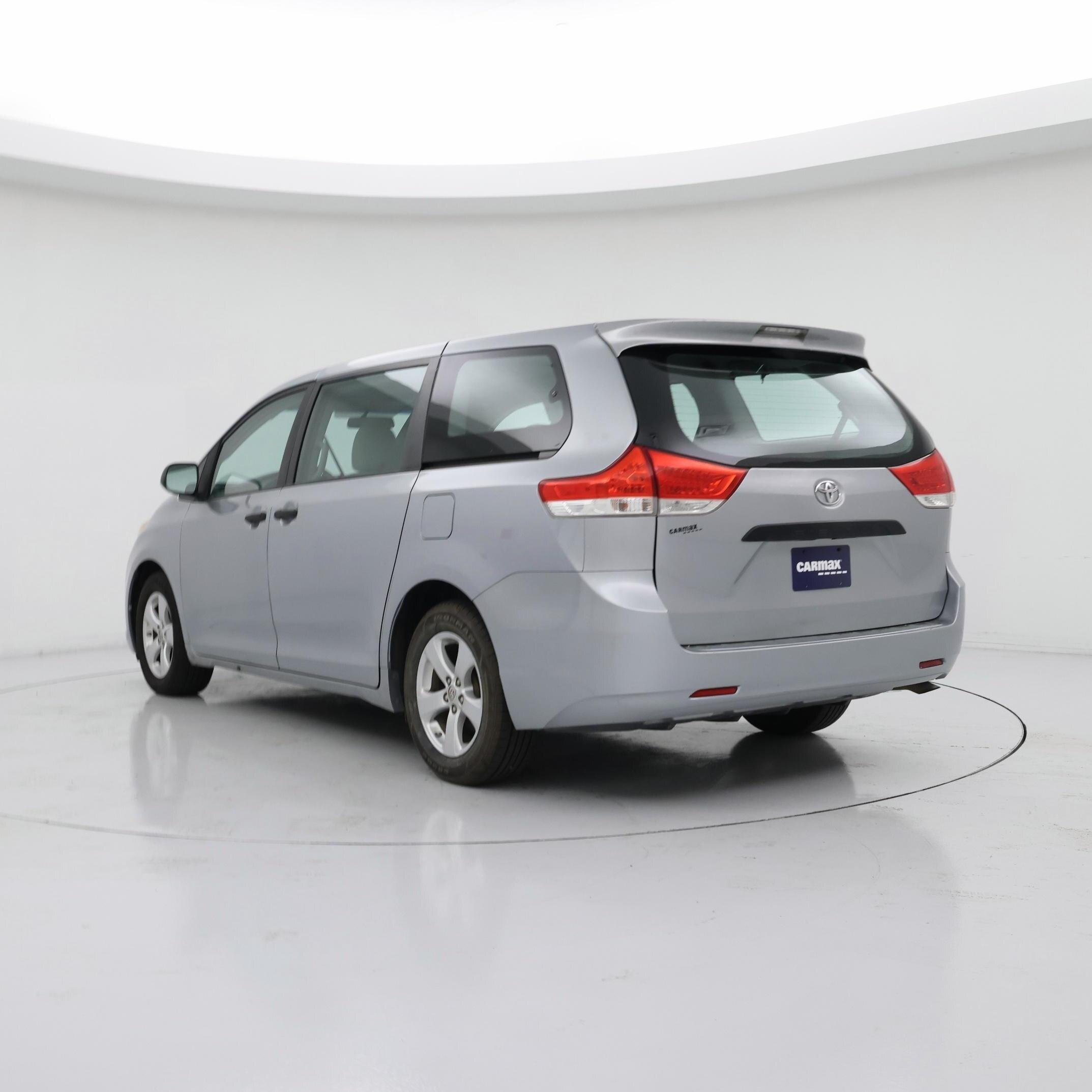 Thumbnail: 2014 Toyota Sienna - 2