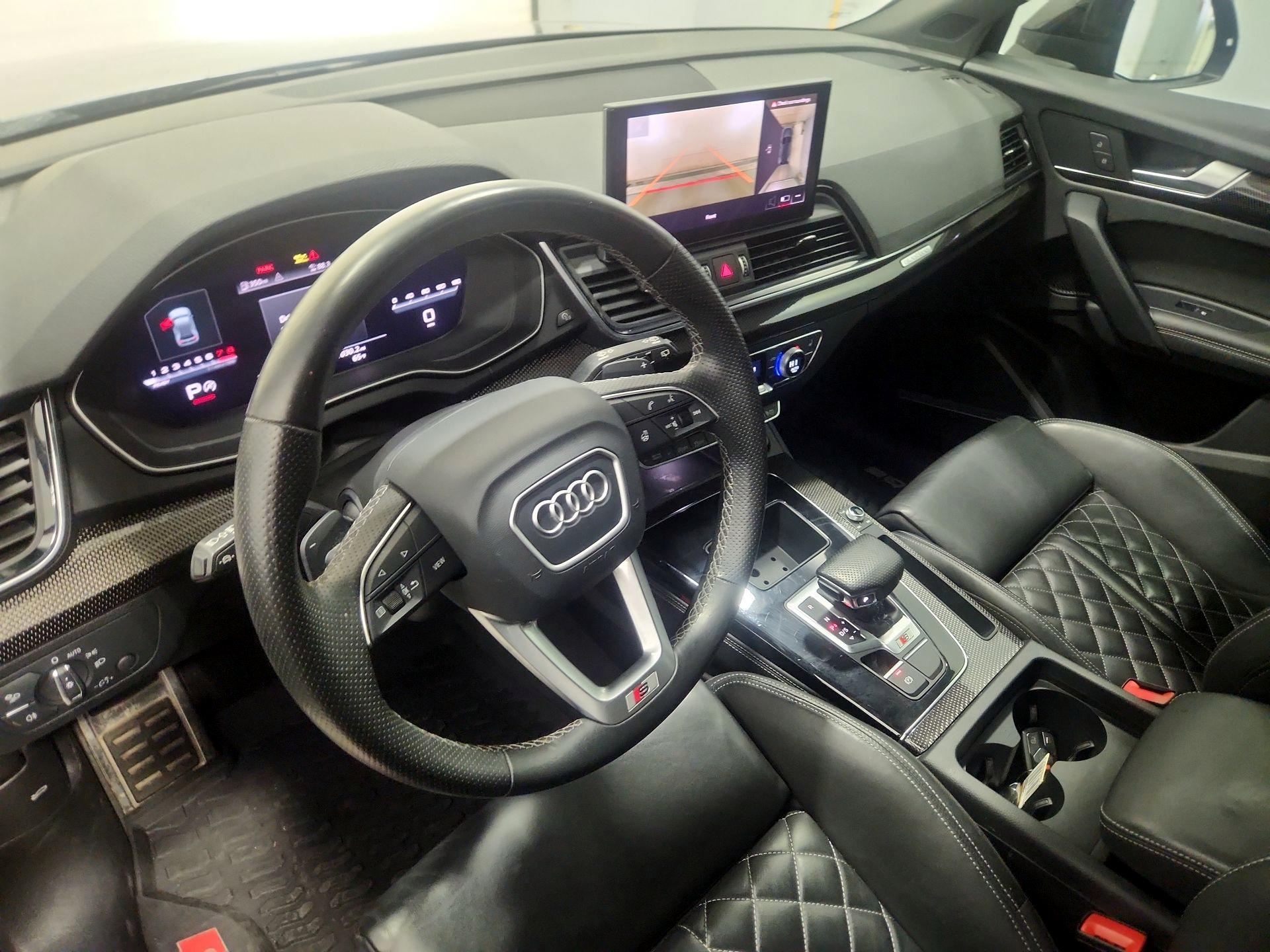 Thumbnail: 2023 Audi SQ5 - 11