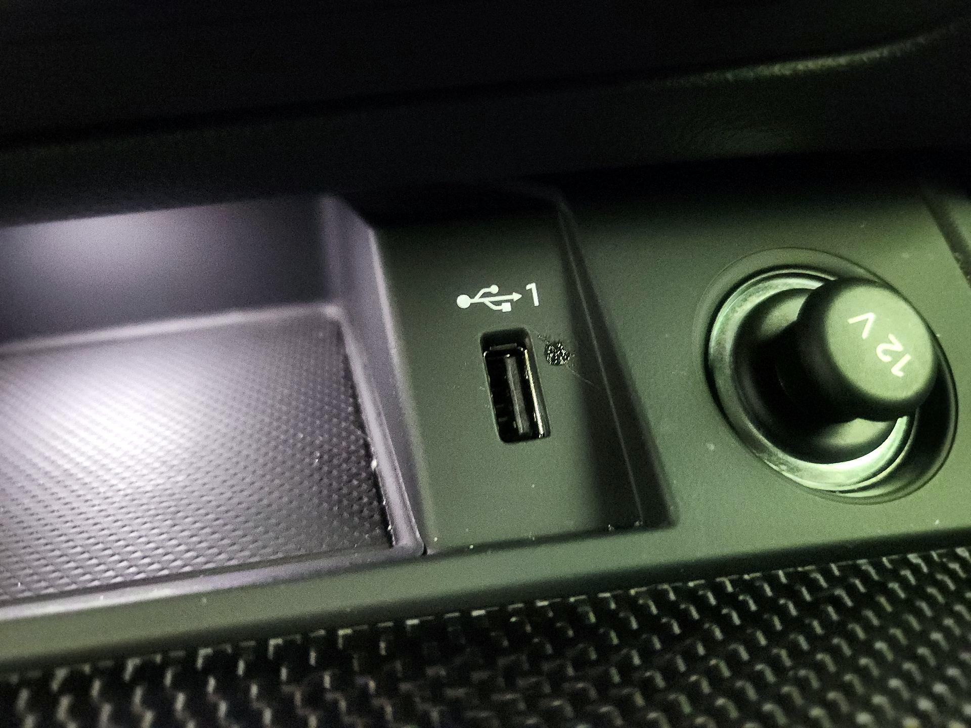 Thumbnail: 2023 Audi SQ5 - 18