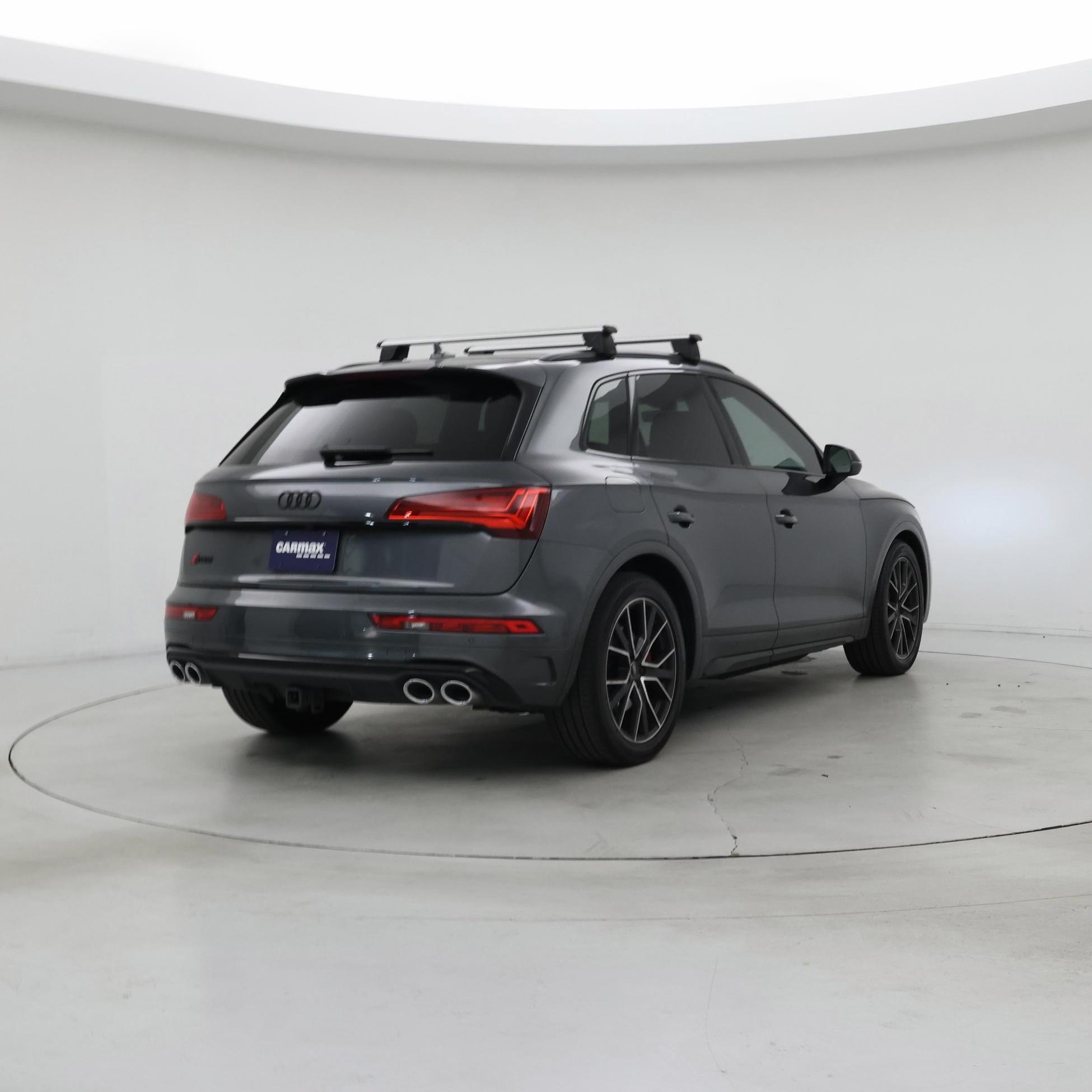 Thumbnail: 2023 Audi SQ5 - 8