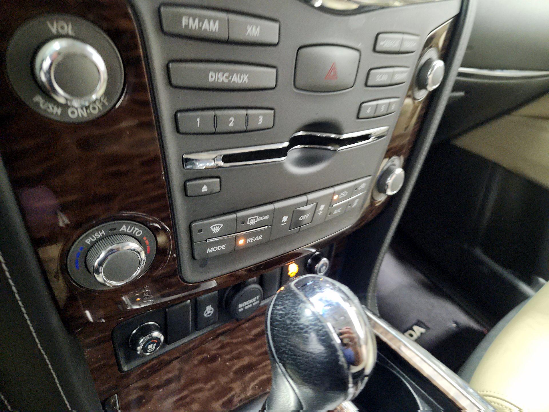 Thumbnail: 2017 Nissan Armada - 16