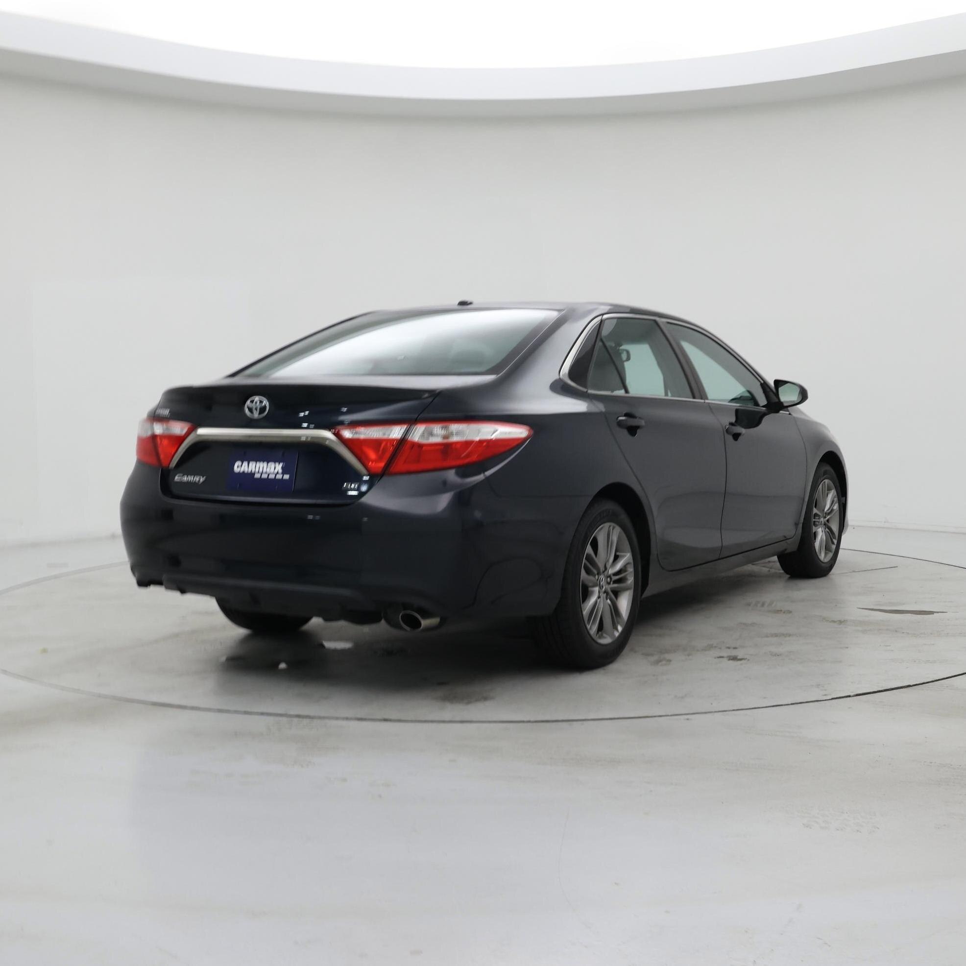 Thumbnail: 2016 Toyota Camry - 8
