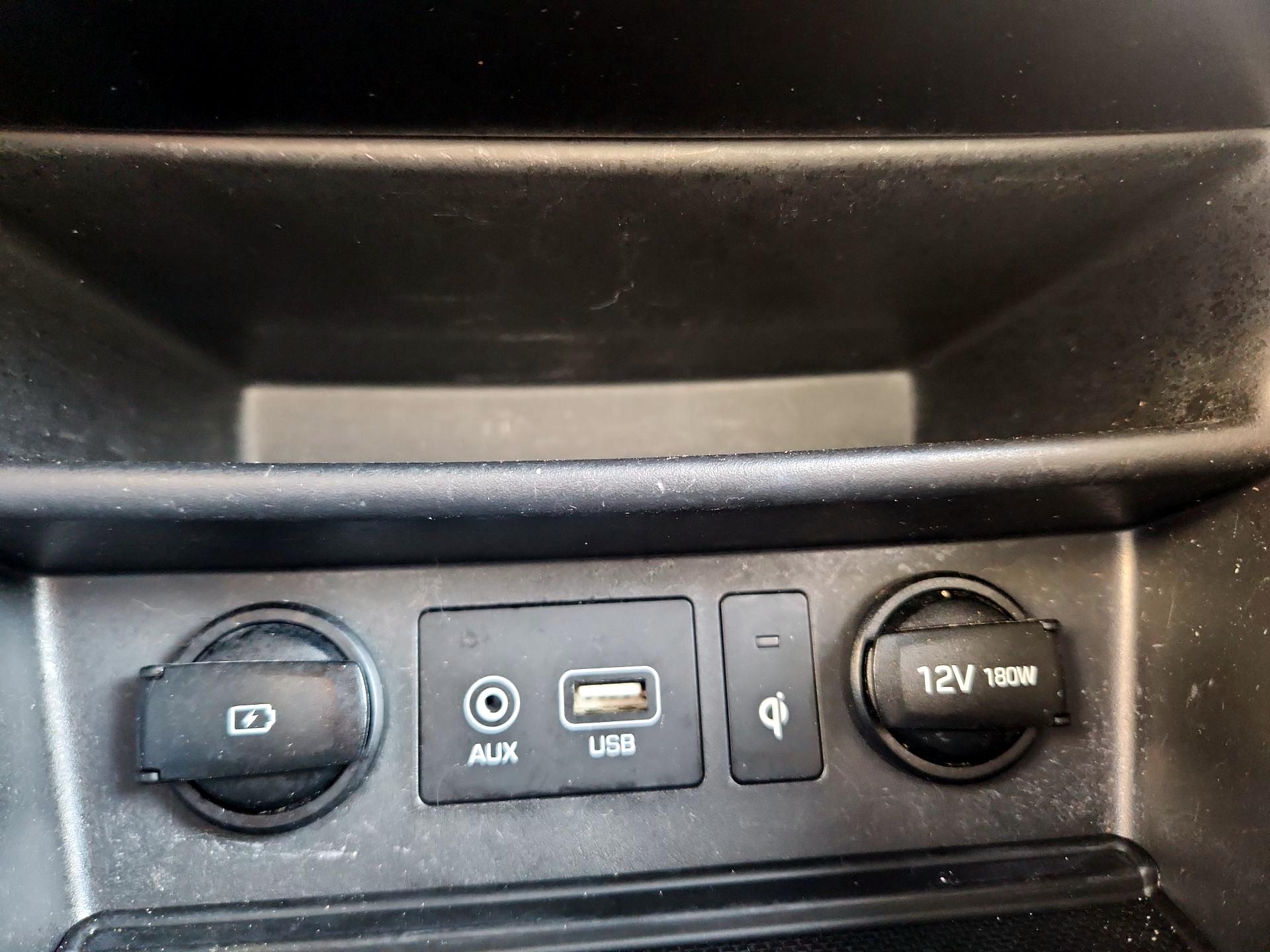 Thumbnail: 2019 Hyundai Kona - 19