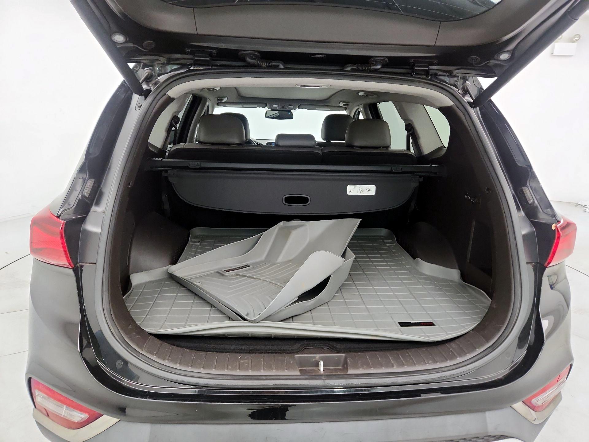 Thumbnail: 2019 Hyundai Santa Fe - 18