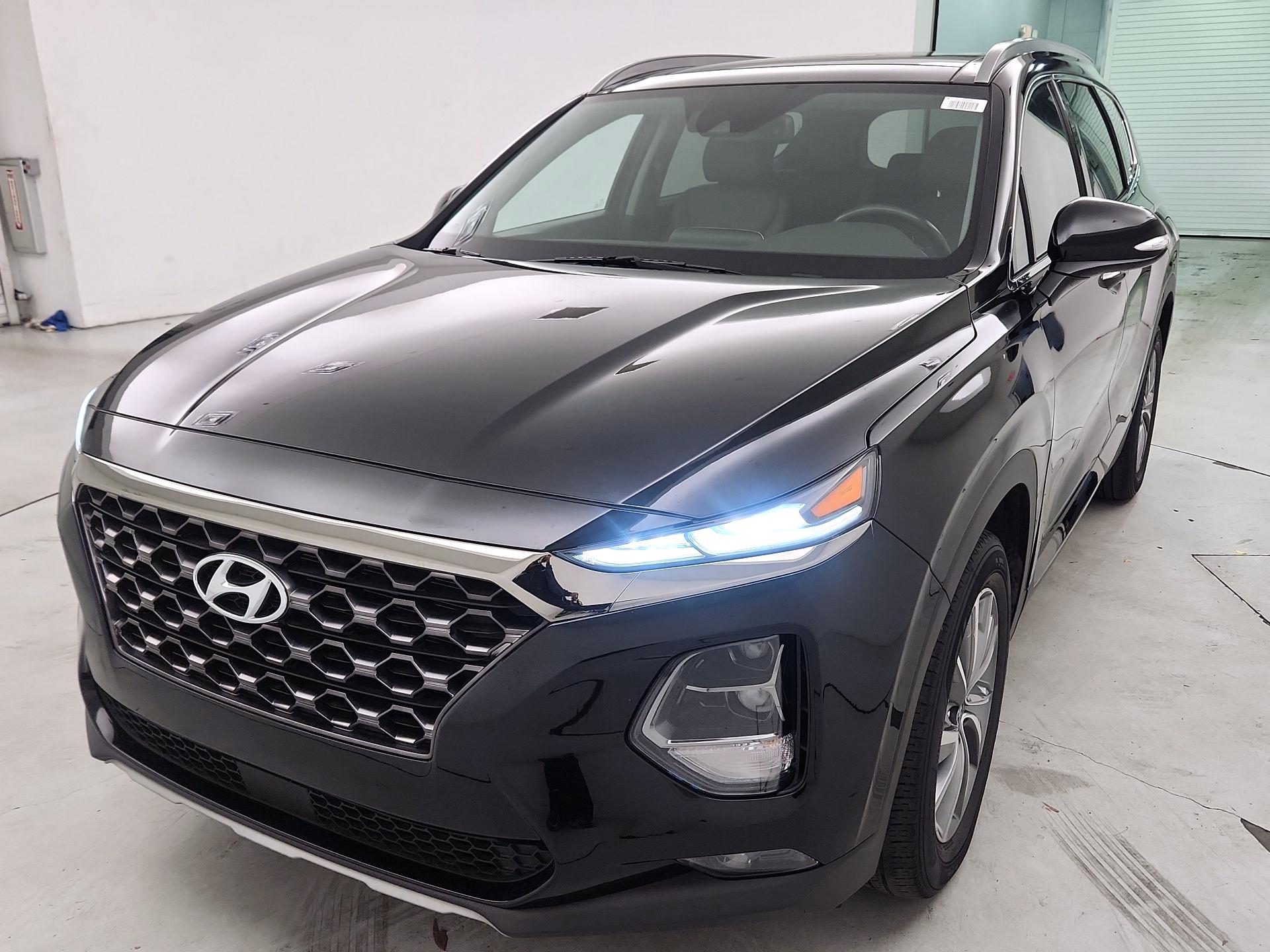 Thumbnail: 2019 Hyundai Santa Fe - 3