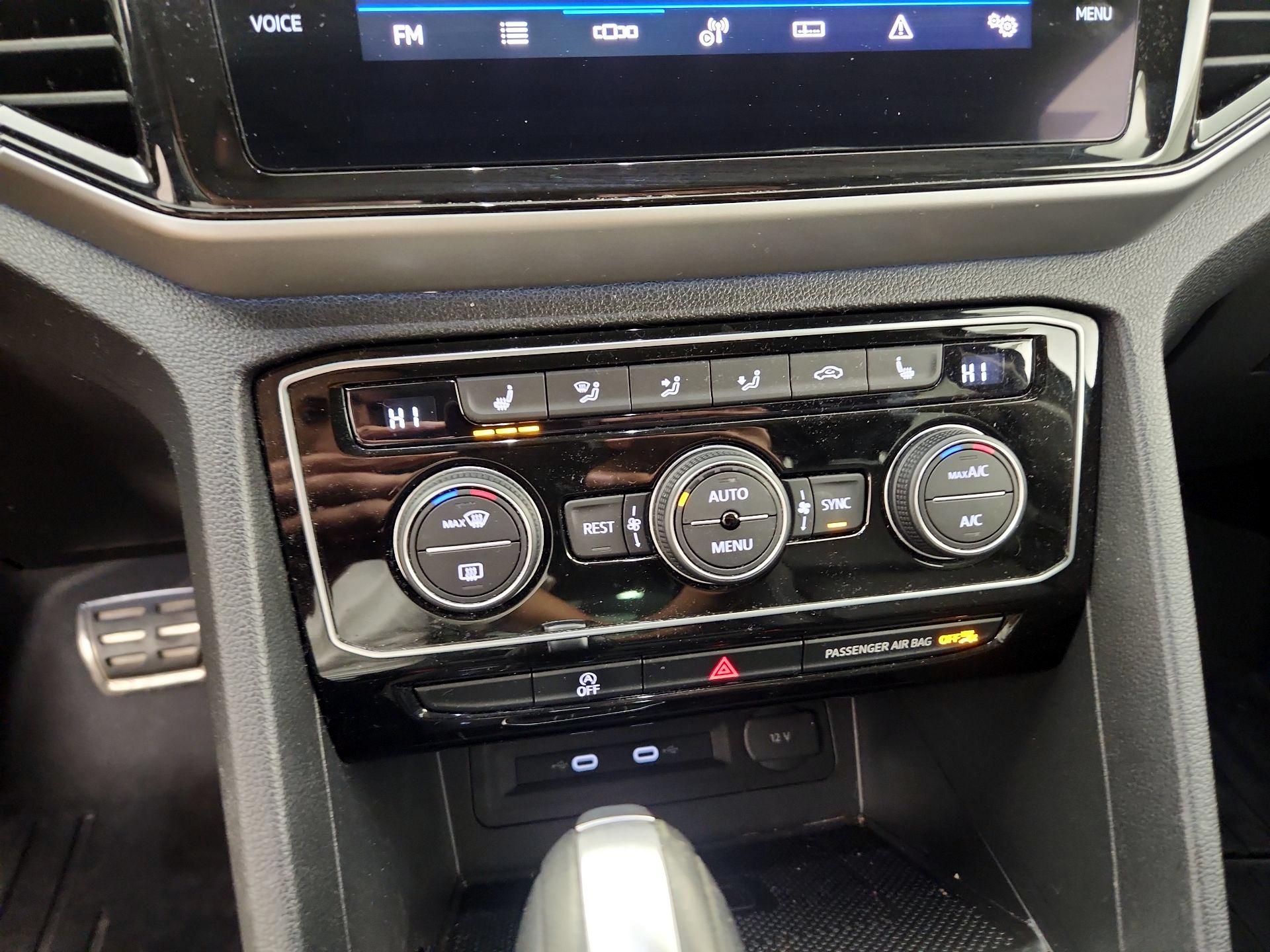 Thumbnail: 2022 Volkswagen Atlas - 16