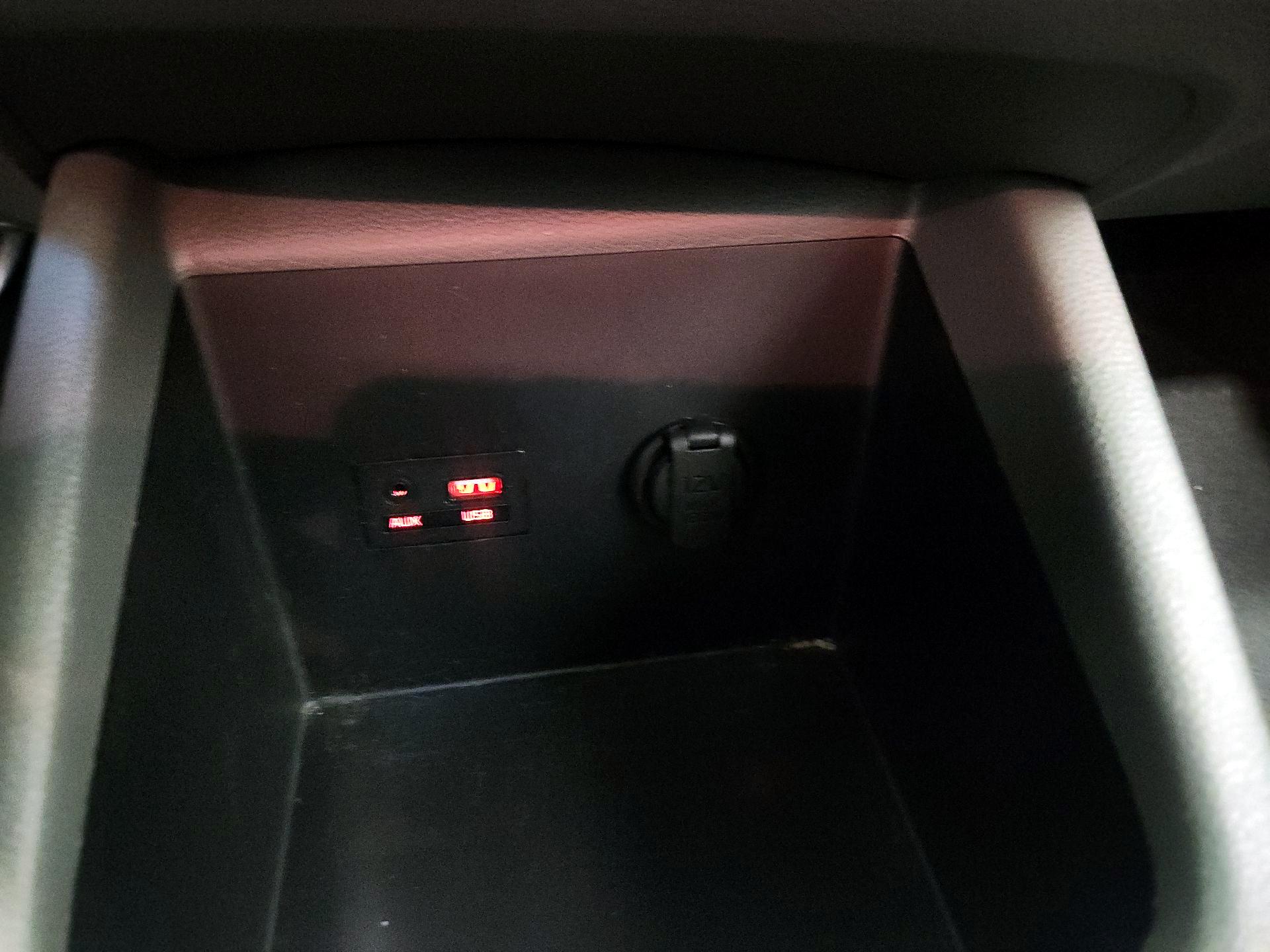 Thumbnail: 2017 Kia Forte - 17