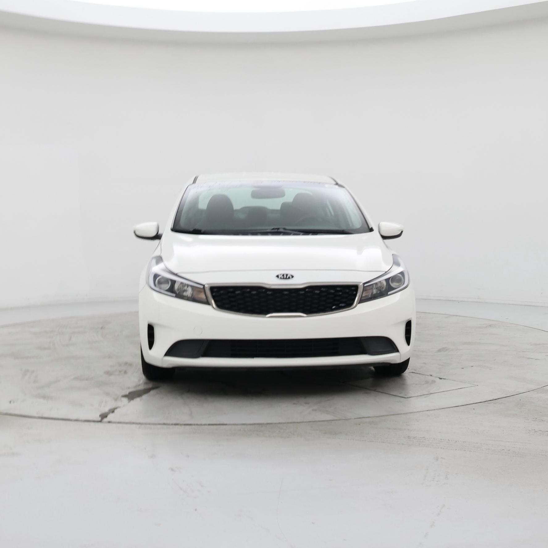 Thumbnail: 2017 Kia Forte - 5