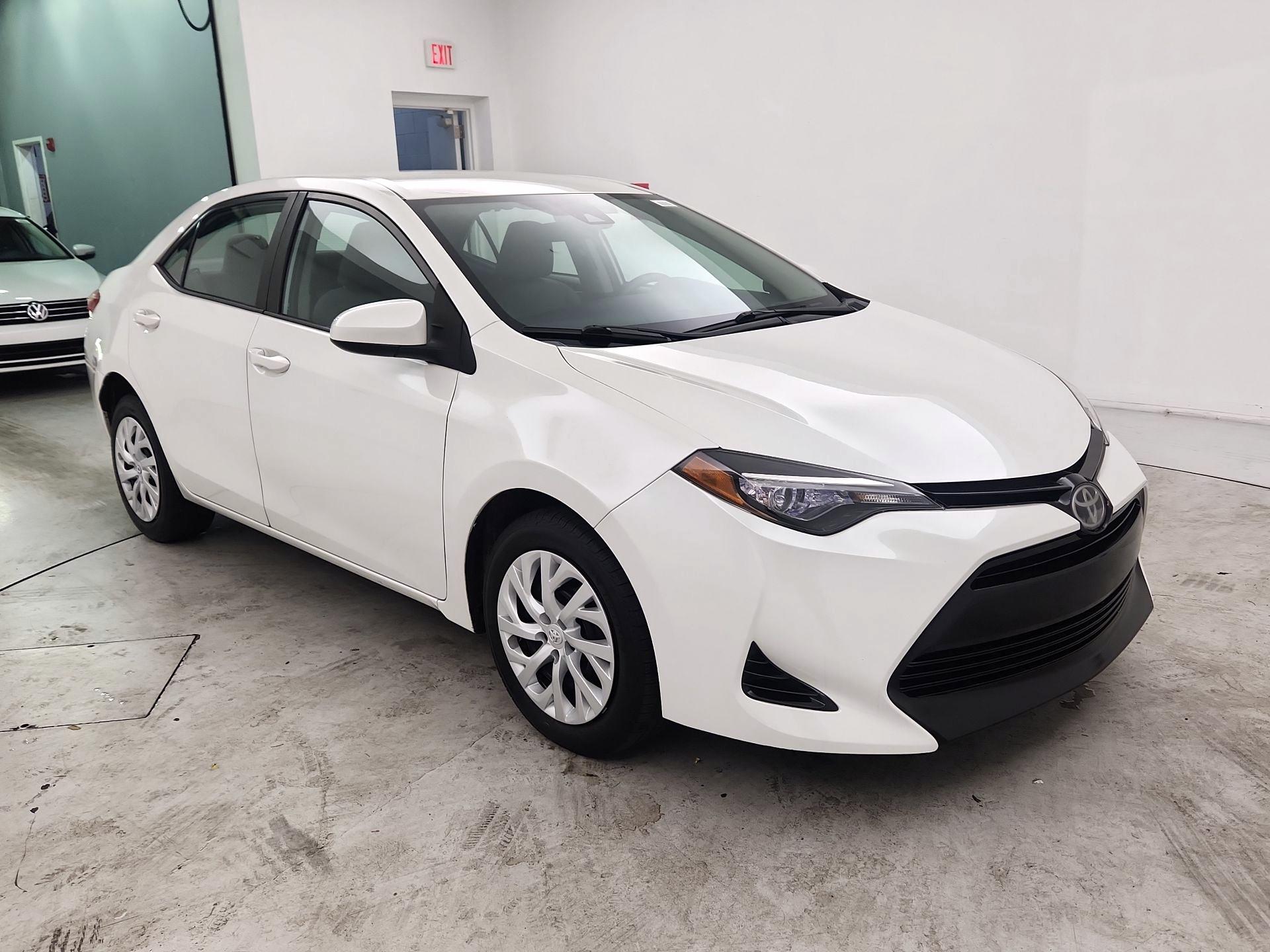 Thumbnail: 2017 Toyota Corolla - 1