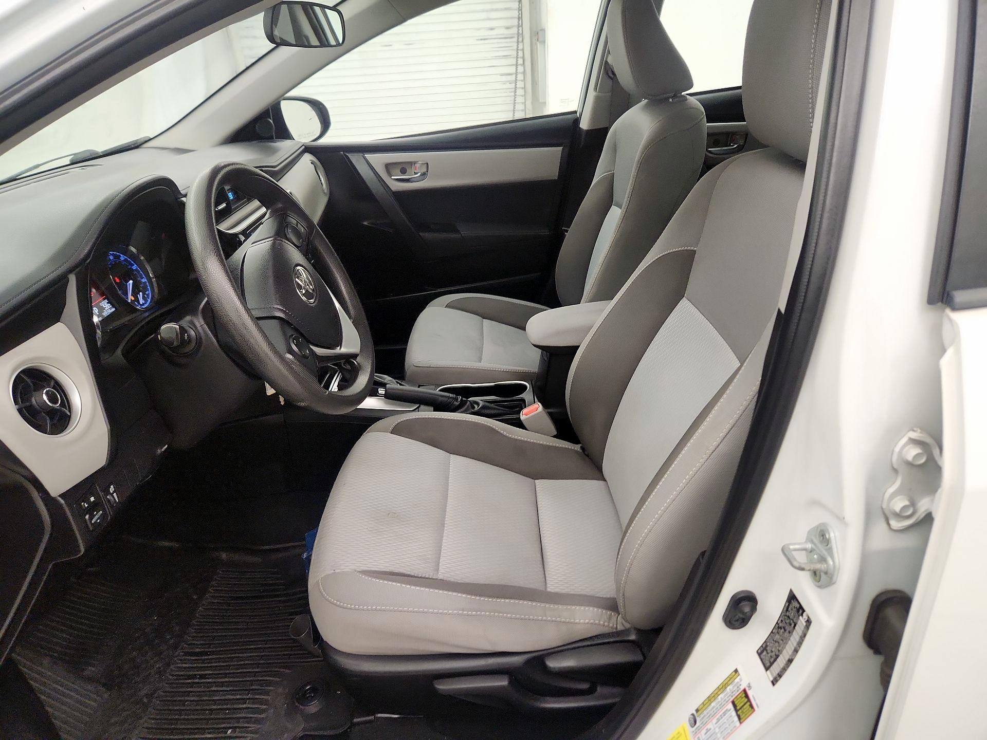 Thumbnail: 2017 Toyota Corolla - 9