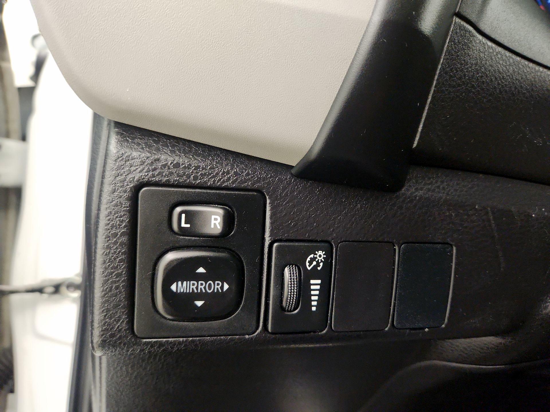 Thumbnail: 2017 Toyota Corolla - 11