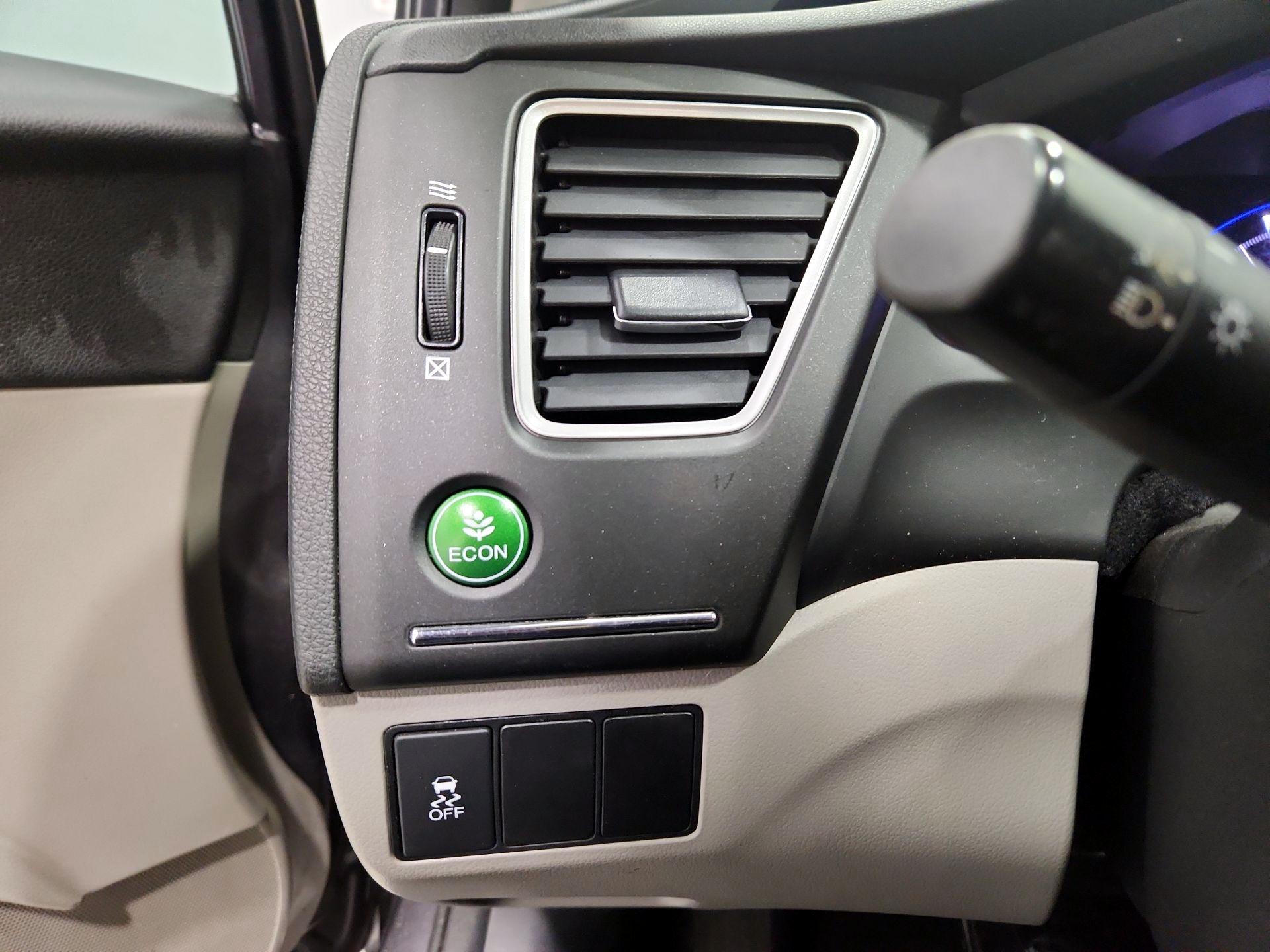 Thumbnail: 2014 Honda Civic - 13