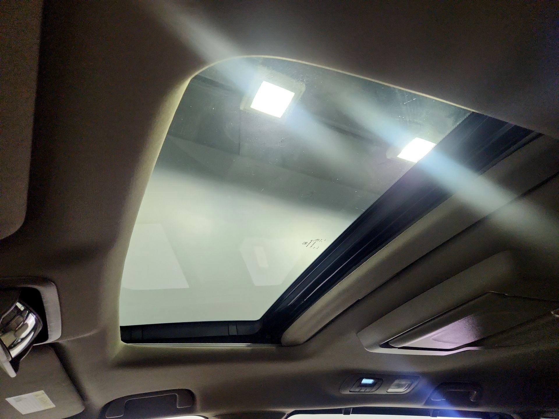 Thumbnail: 2019 Honda Odyssey - 20