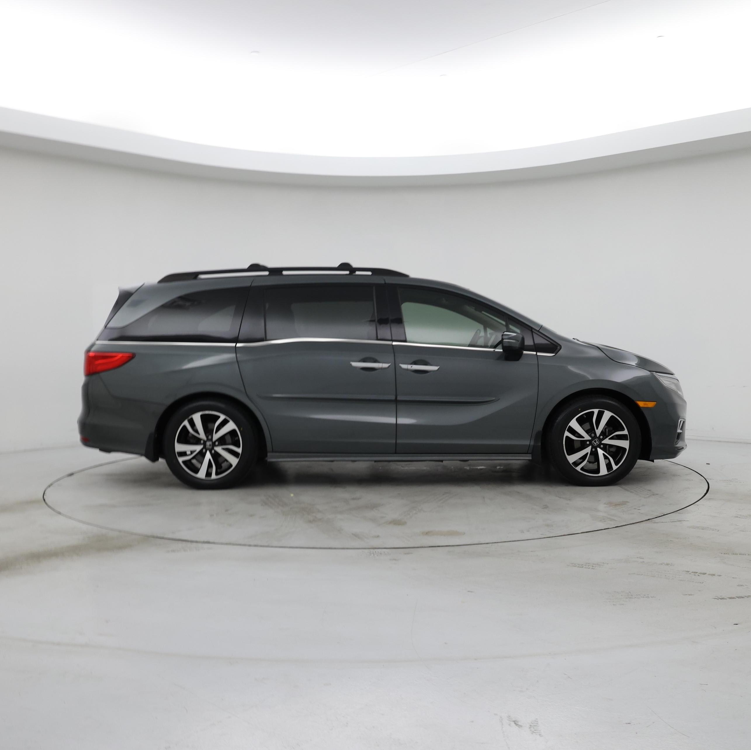 Thumbnail: 2019 Honda Odyssey - 7