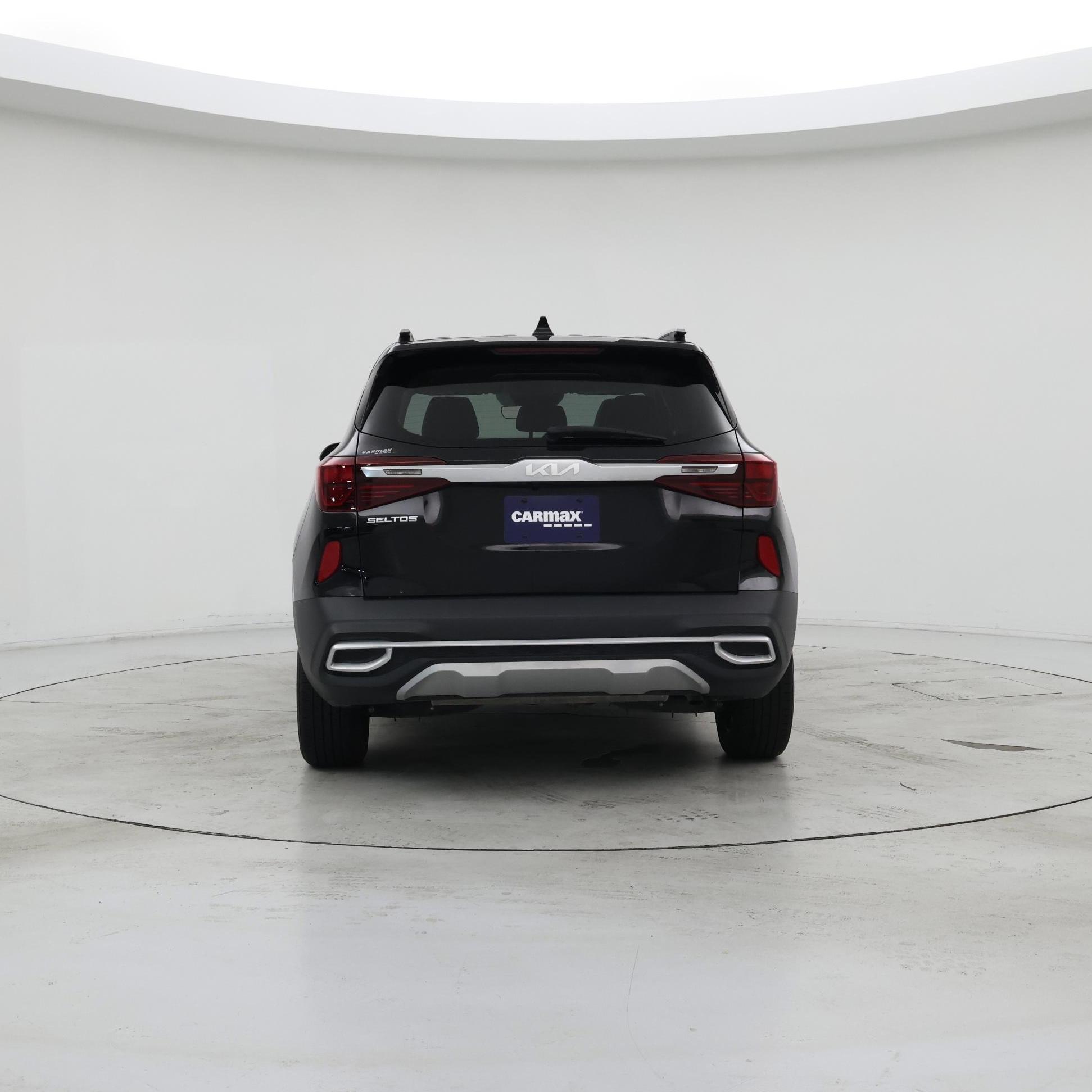 Thumbnail: 2023 Kia Seltos - 6