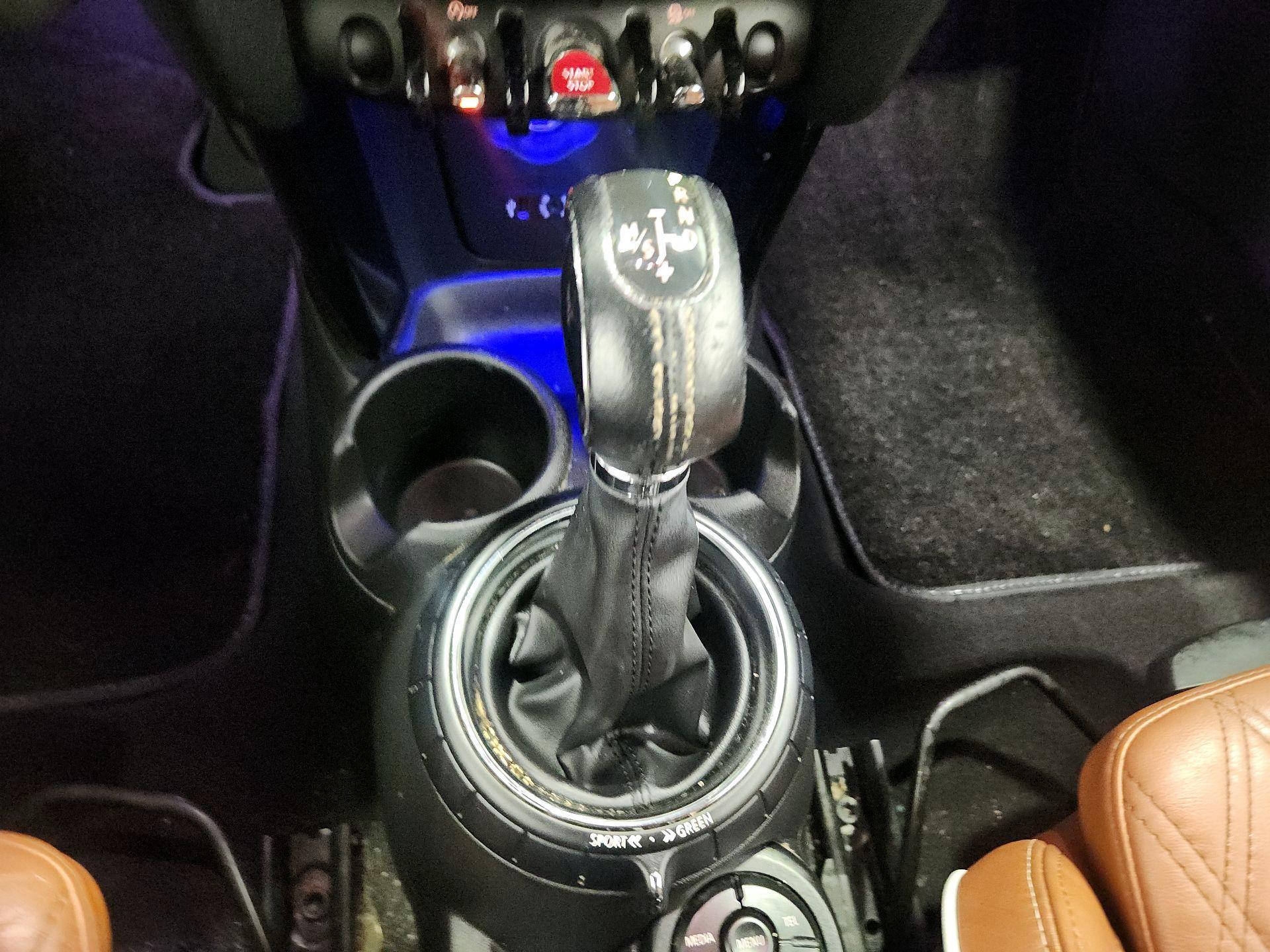 Thumbnail: 2017 MINI Cooper - 17