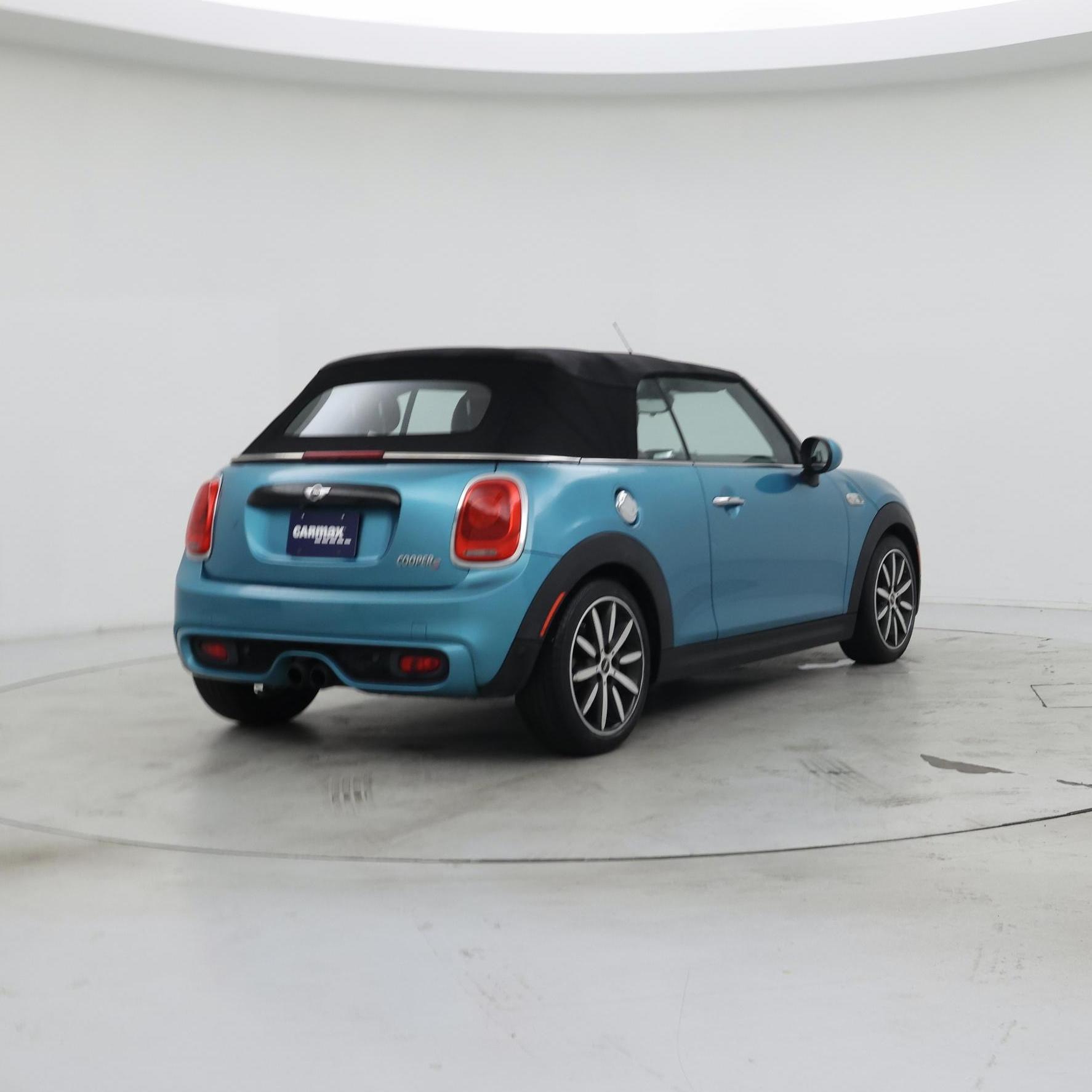Thumbnail: 2017 MINI Cooper - 8