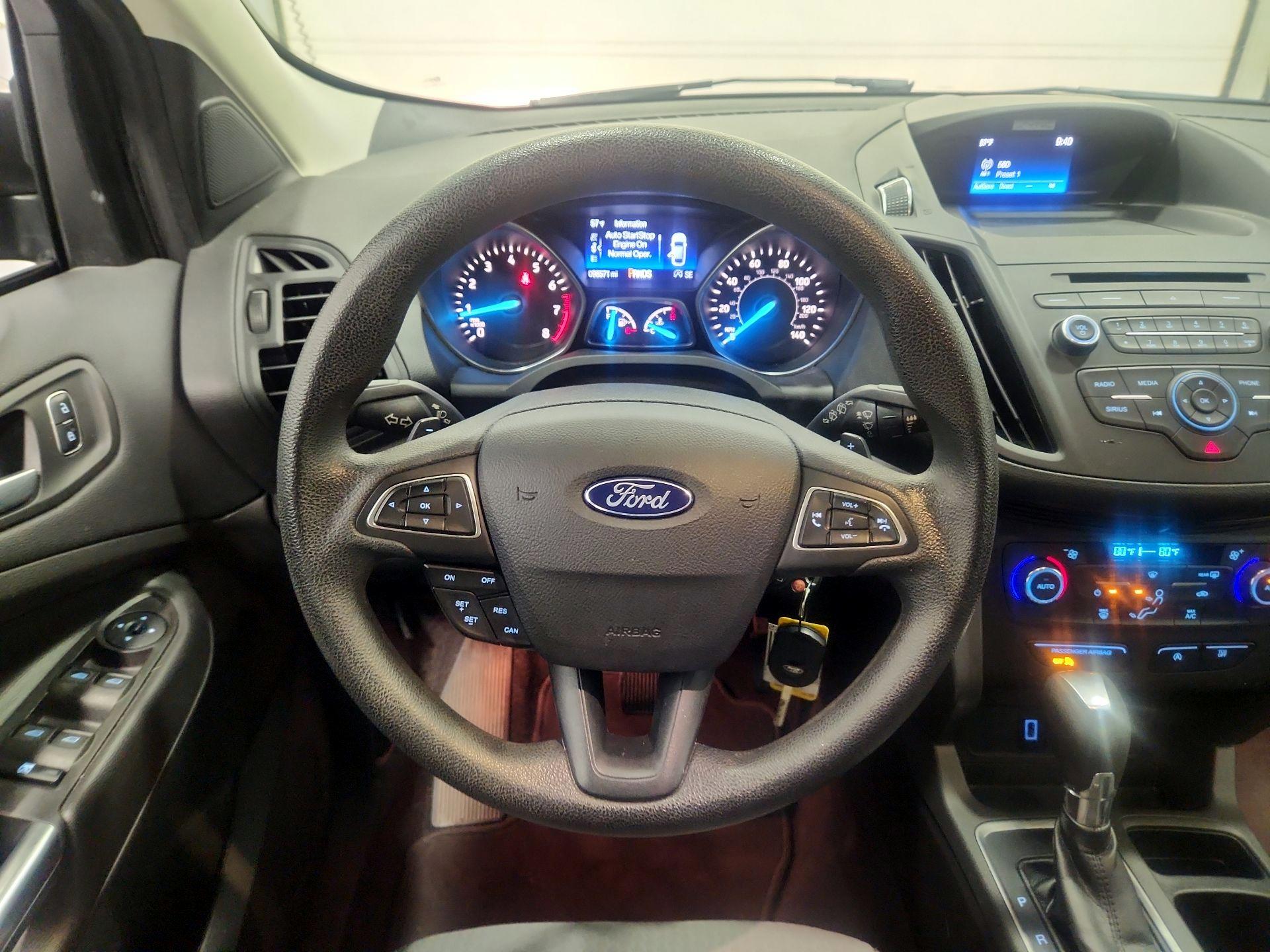 Thumbnail: 2017 Ford Escape - 10