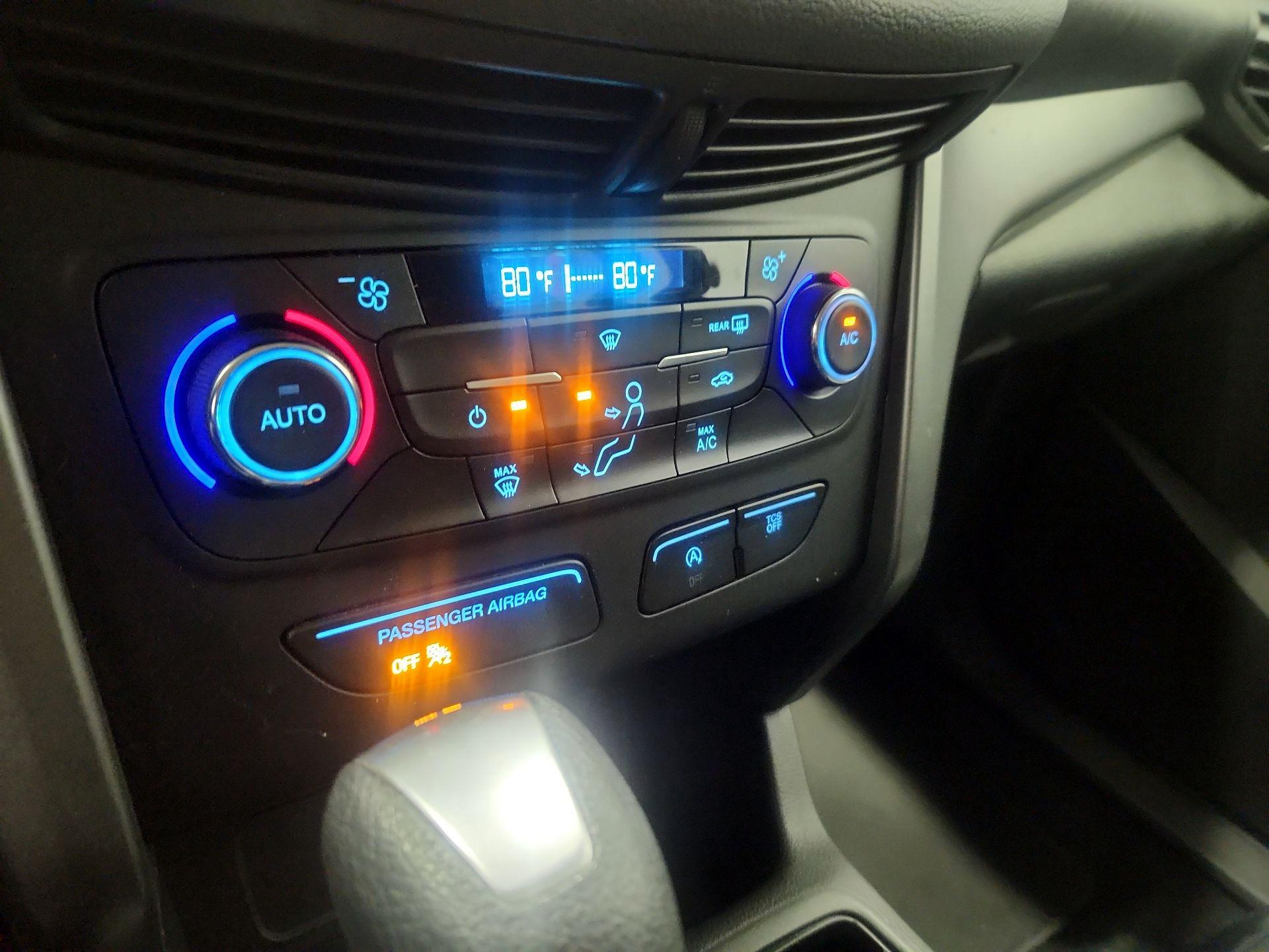 Thumbnail: 2017 Ford Escape - 16