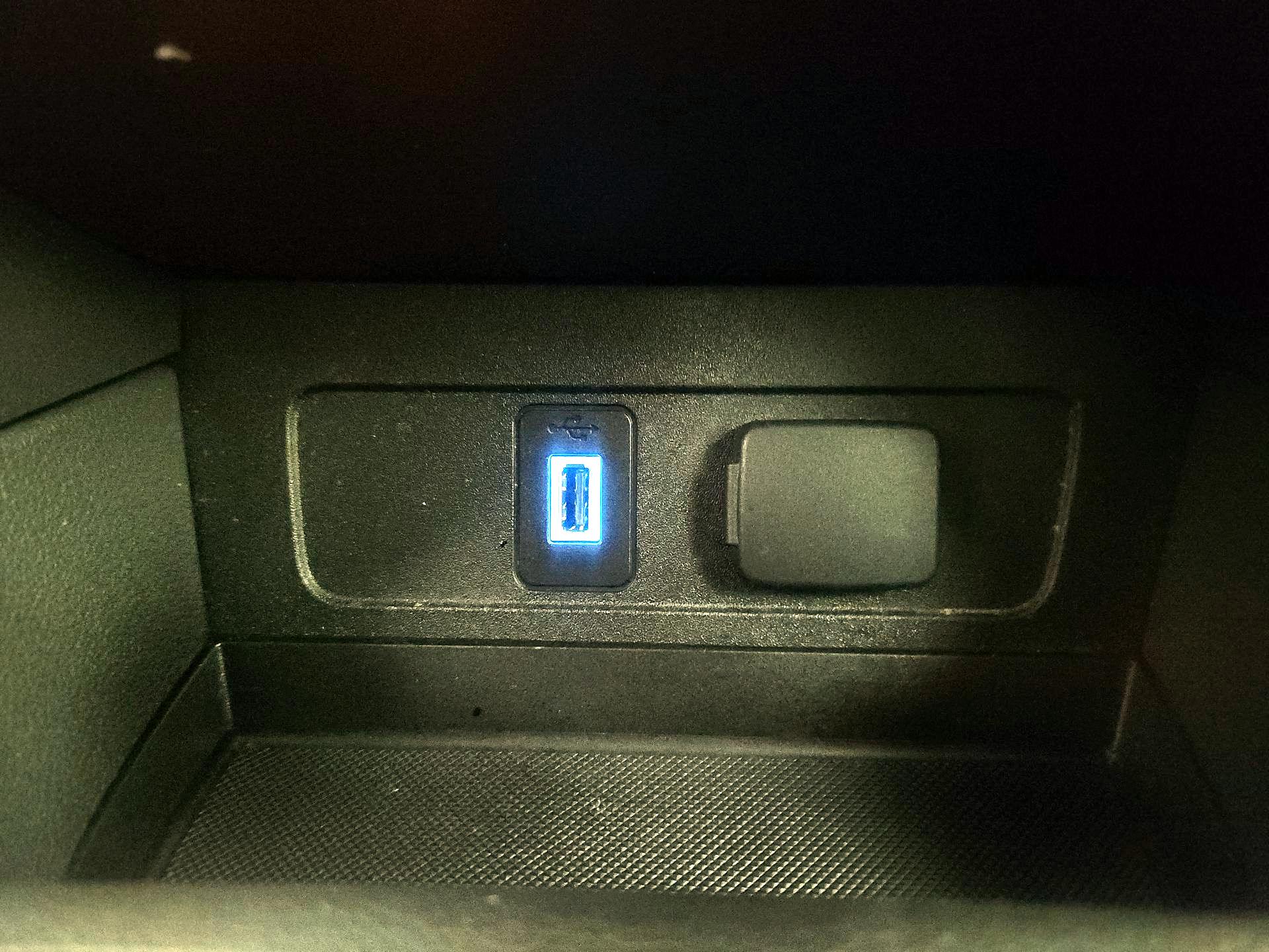 Thumbnail: 2017 Ford Escape - 18