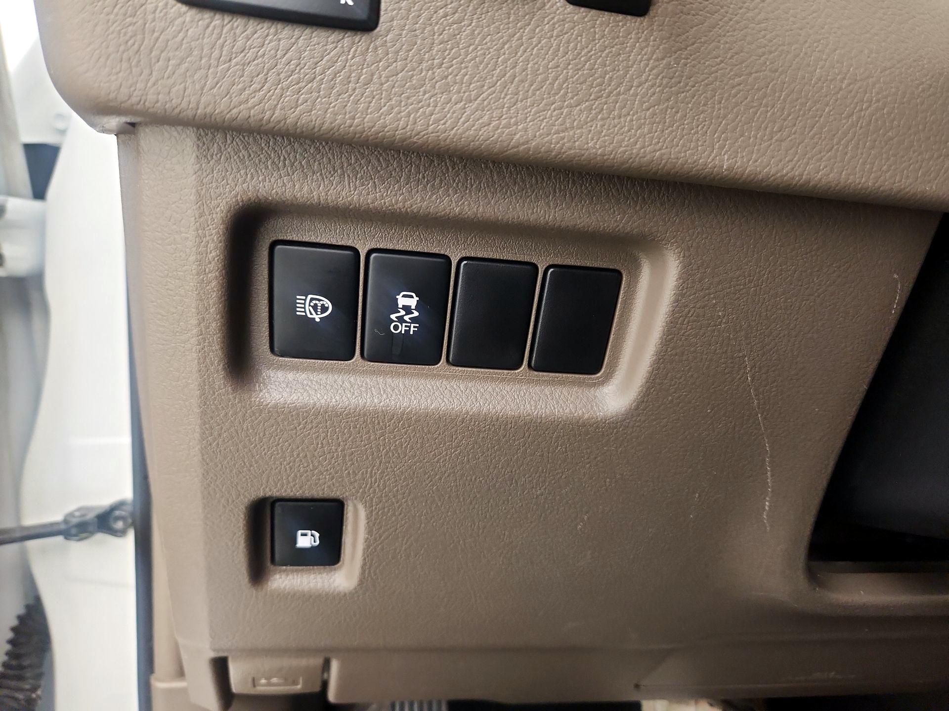 Thumbnail: 2017 Lexus GX - 11