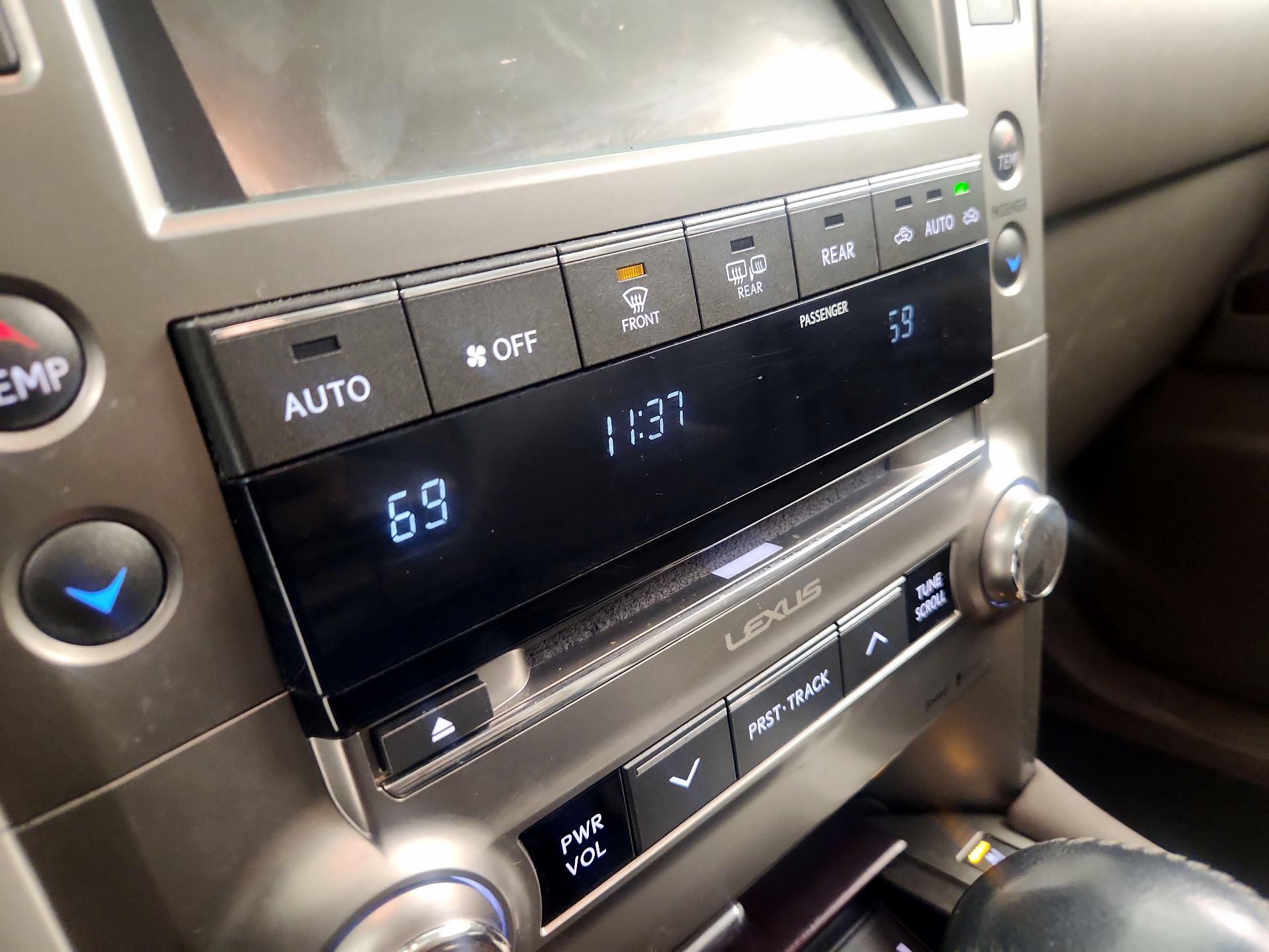 Thumbnail: 2017 Lexus GX - 15