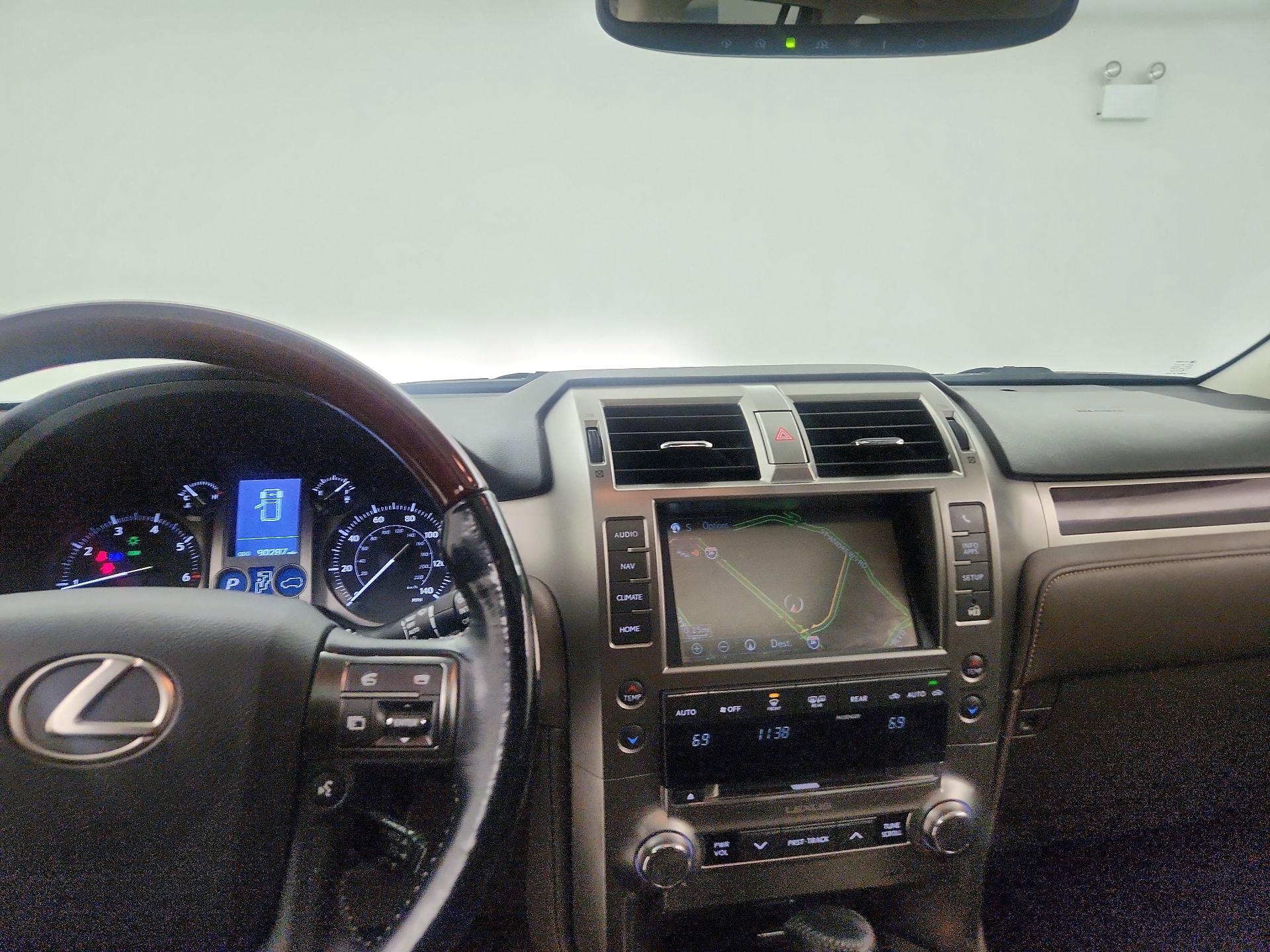 Thumbnail: 2017 Lexus GX - 8