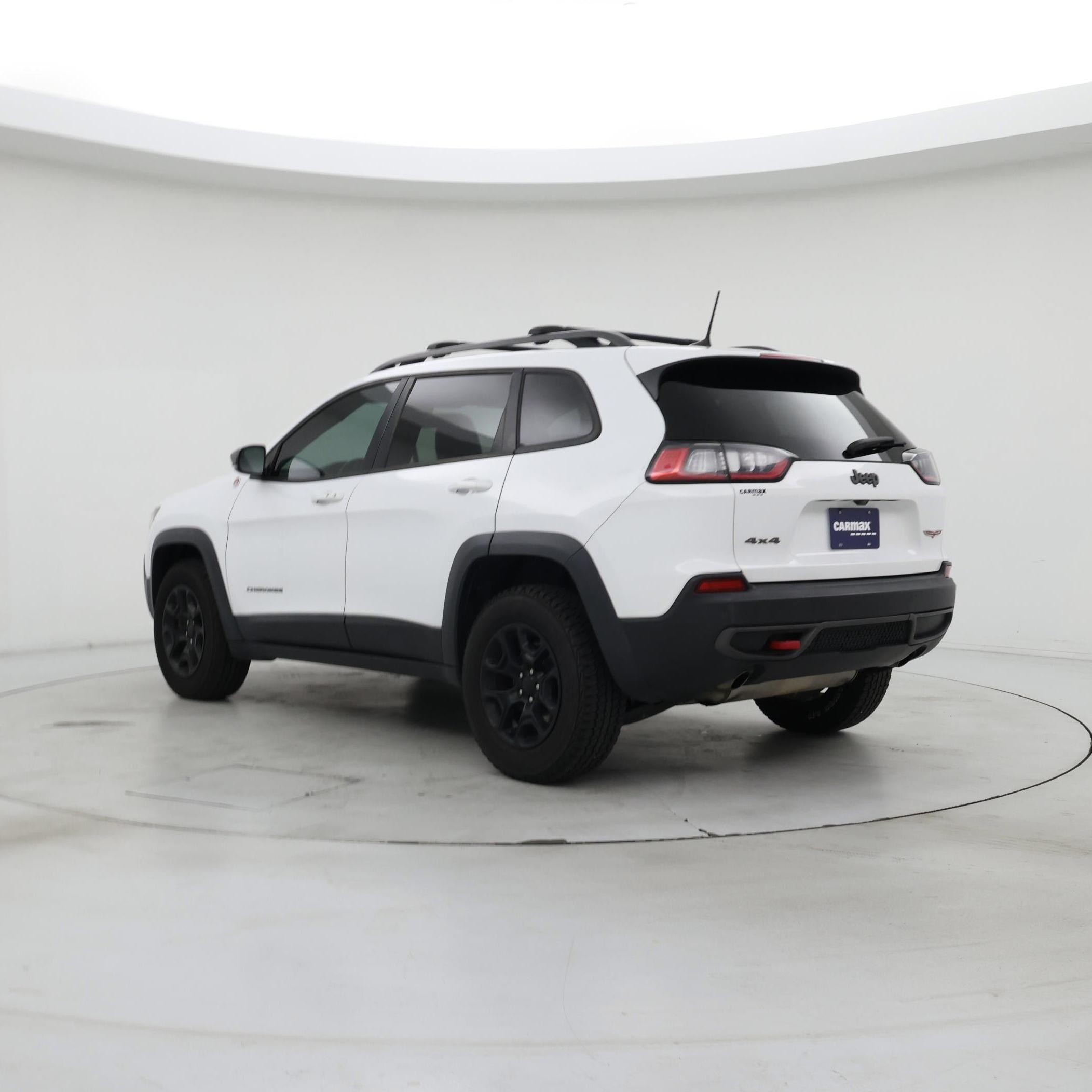 Thumbnail: 2019 Jeep Cherokee - 2