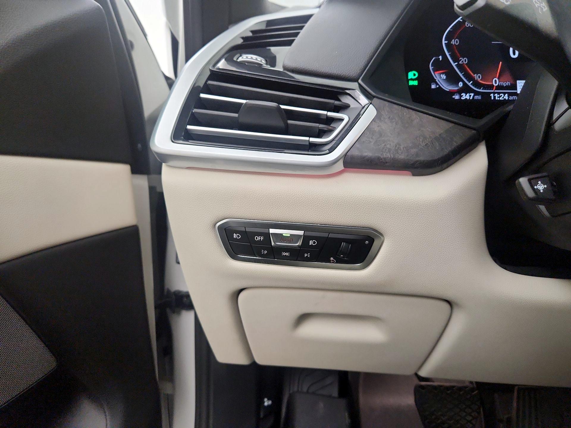 Thumbnail: 2021 BMW X5 - 11