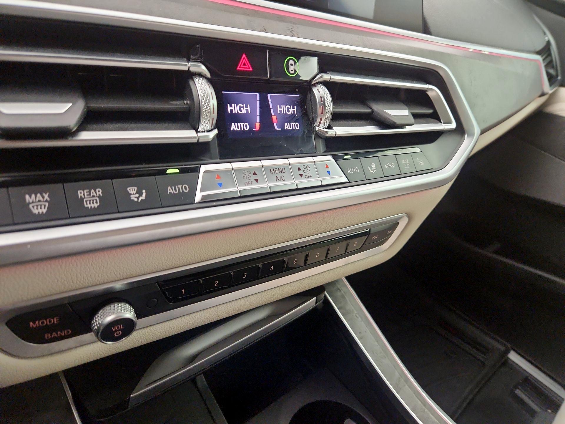 Thumbnail: 2021 BMW X5 - 14