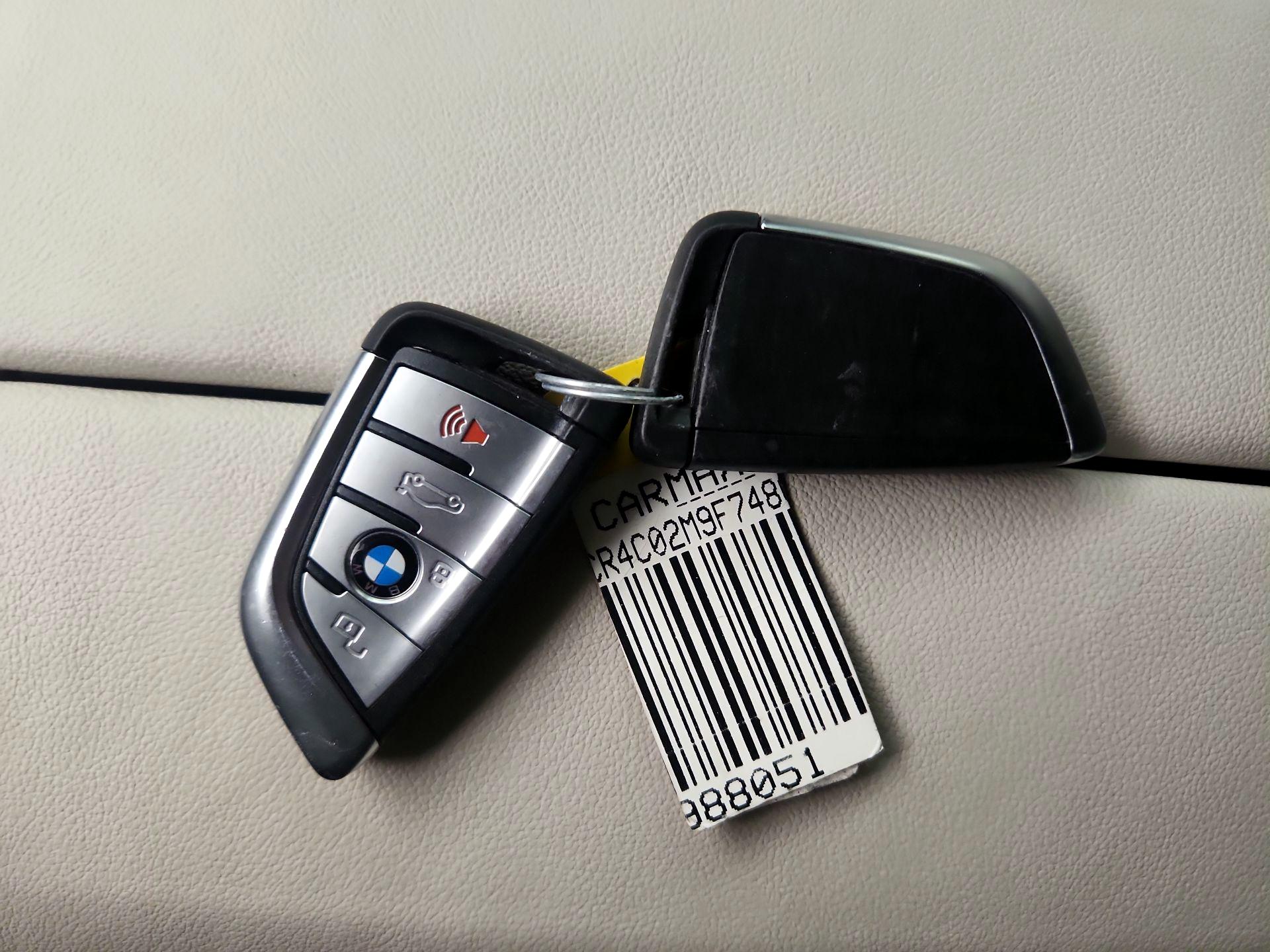 Thumbnail: 2021 BMW X5 - 20