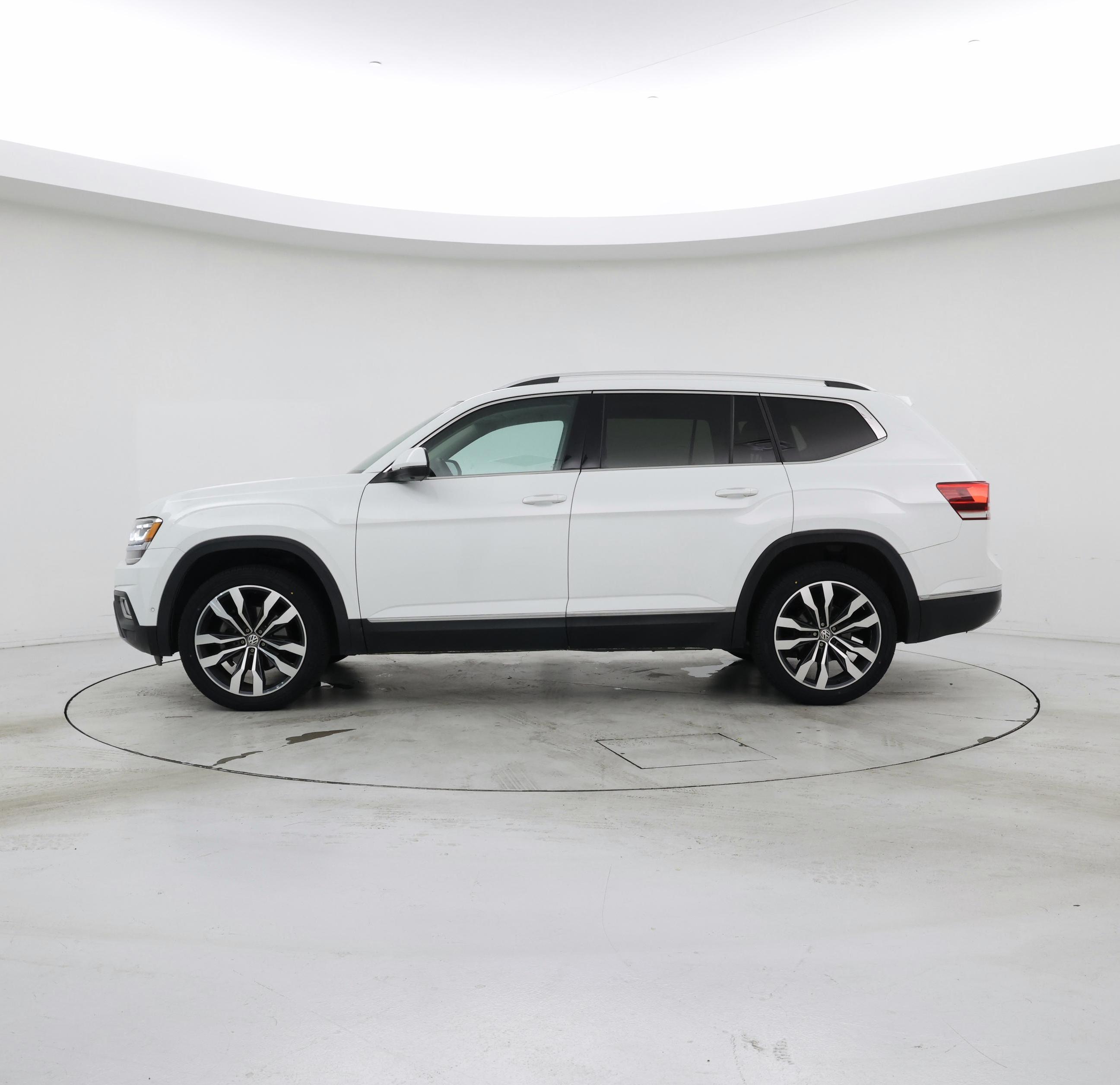 Thumbnail: 2019 Volkswagen Atlas - 3