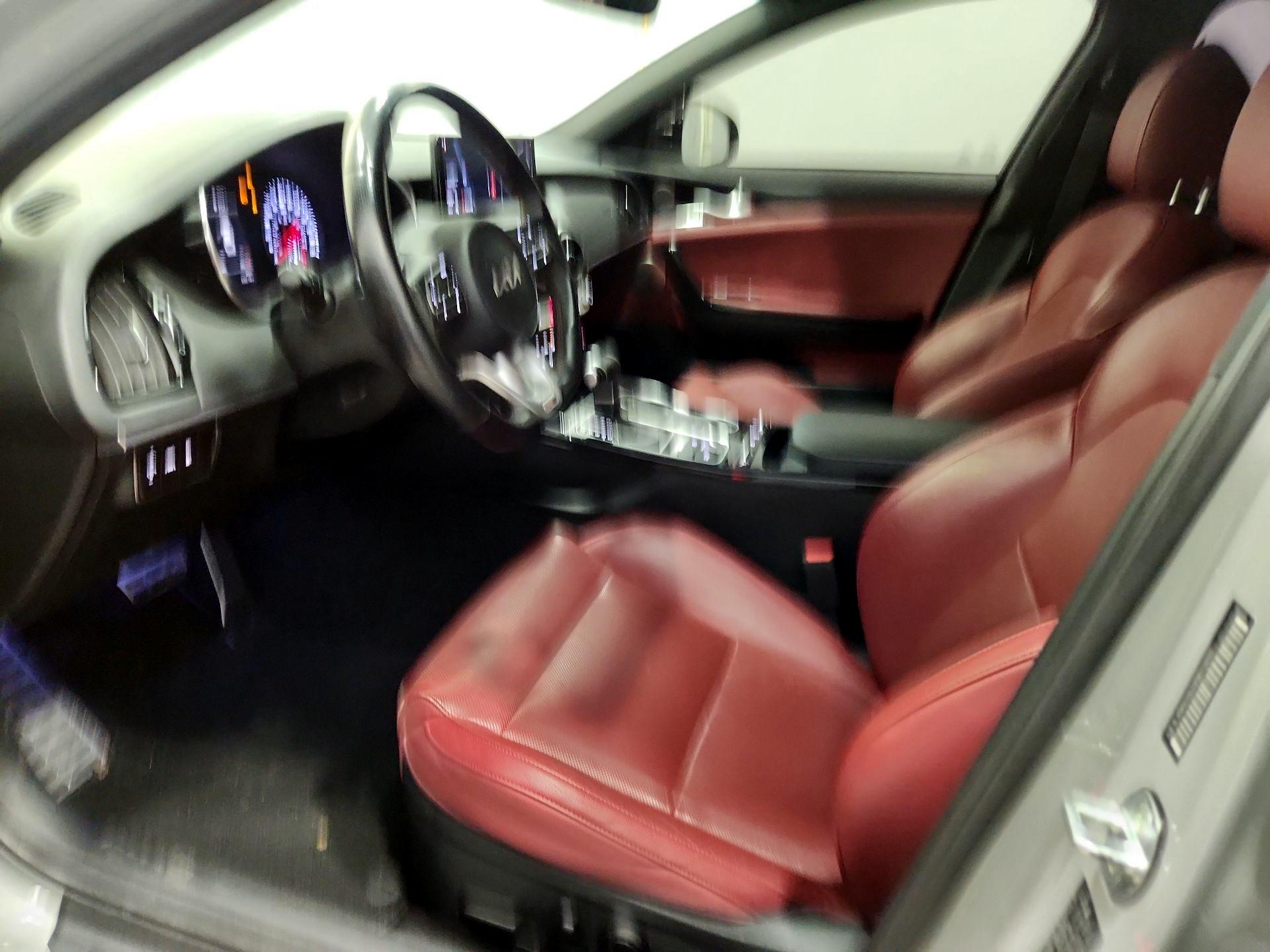 Thumbnail: 2022 Kia Stinger - 11