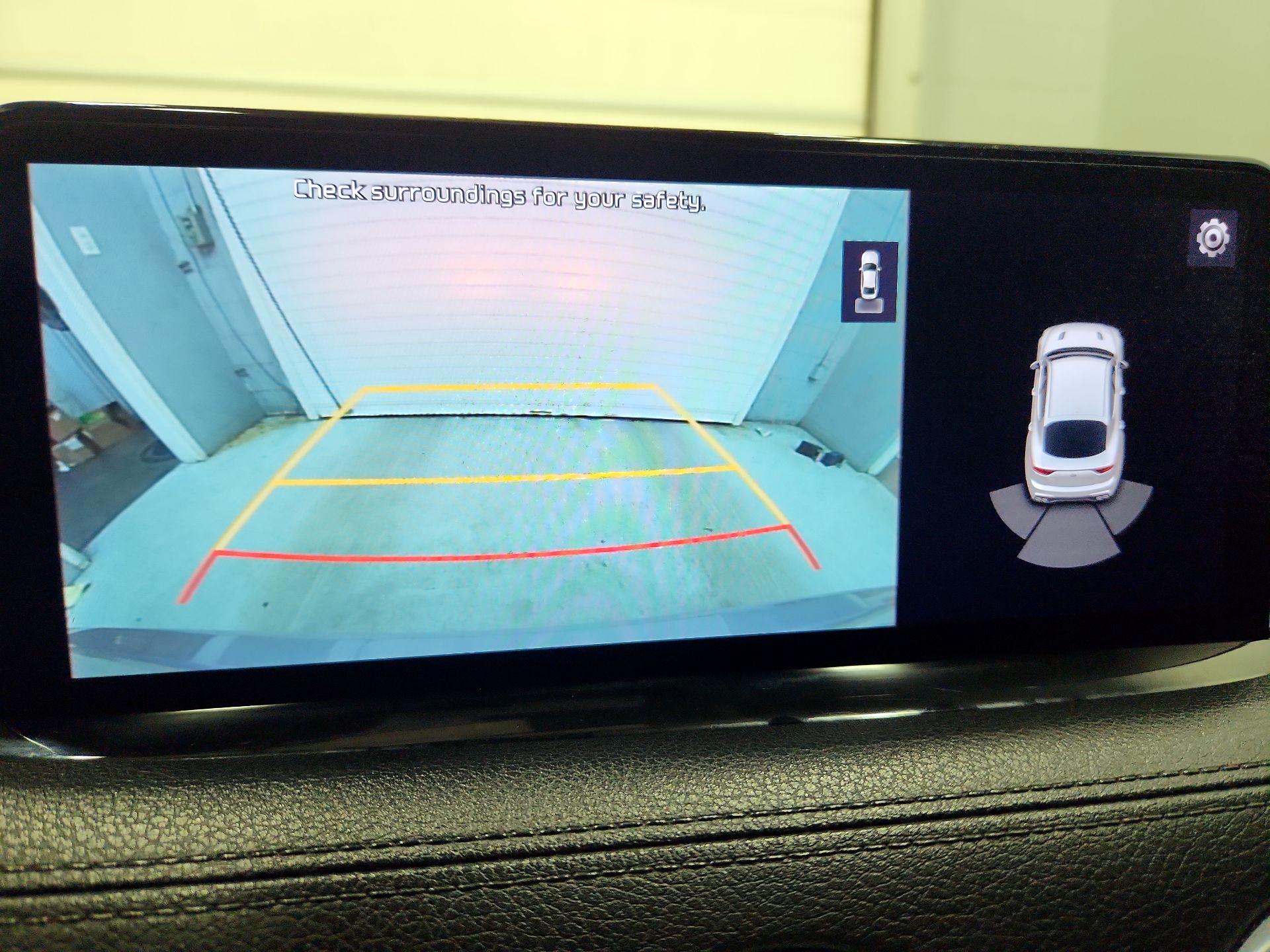 Thumbnail: 2022 Kia Stinger - 15