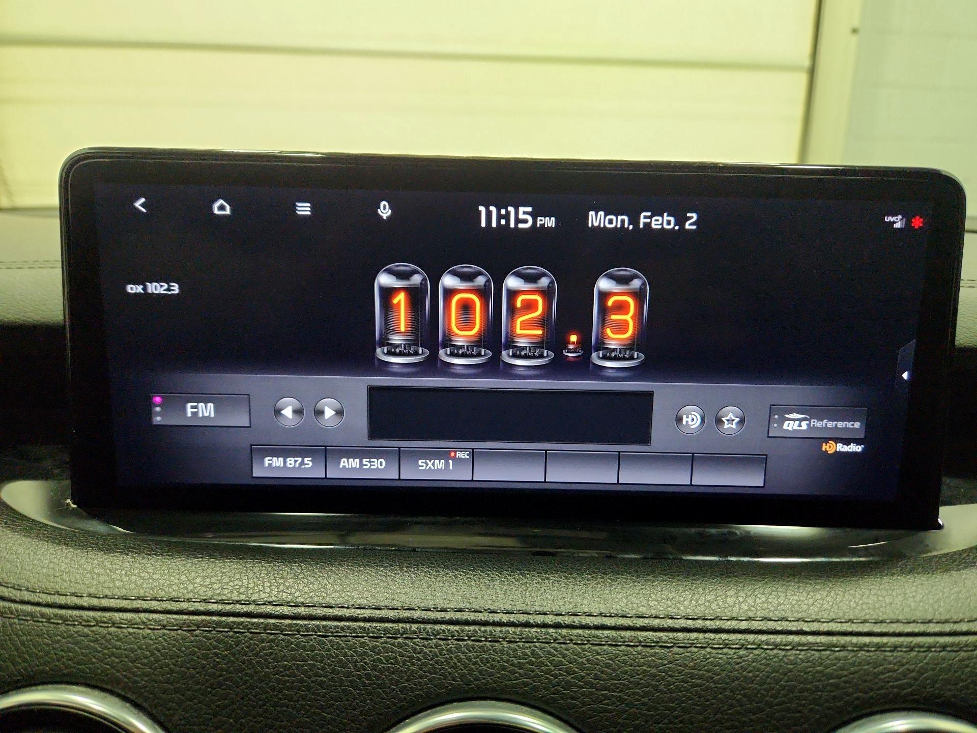 Thumbnail: 2022 Kia Stinger - 16