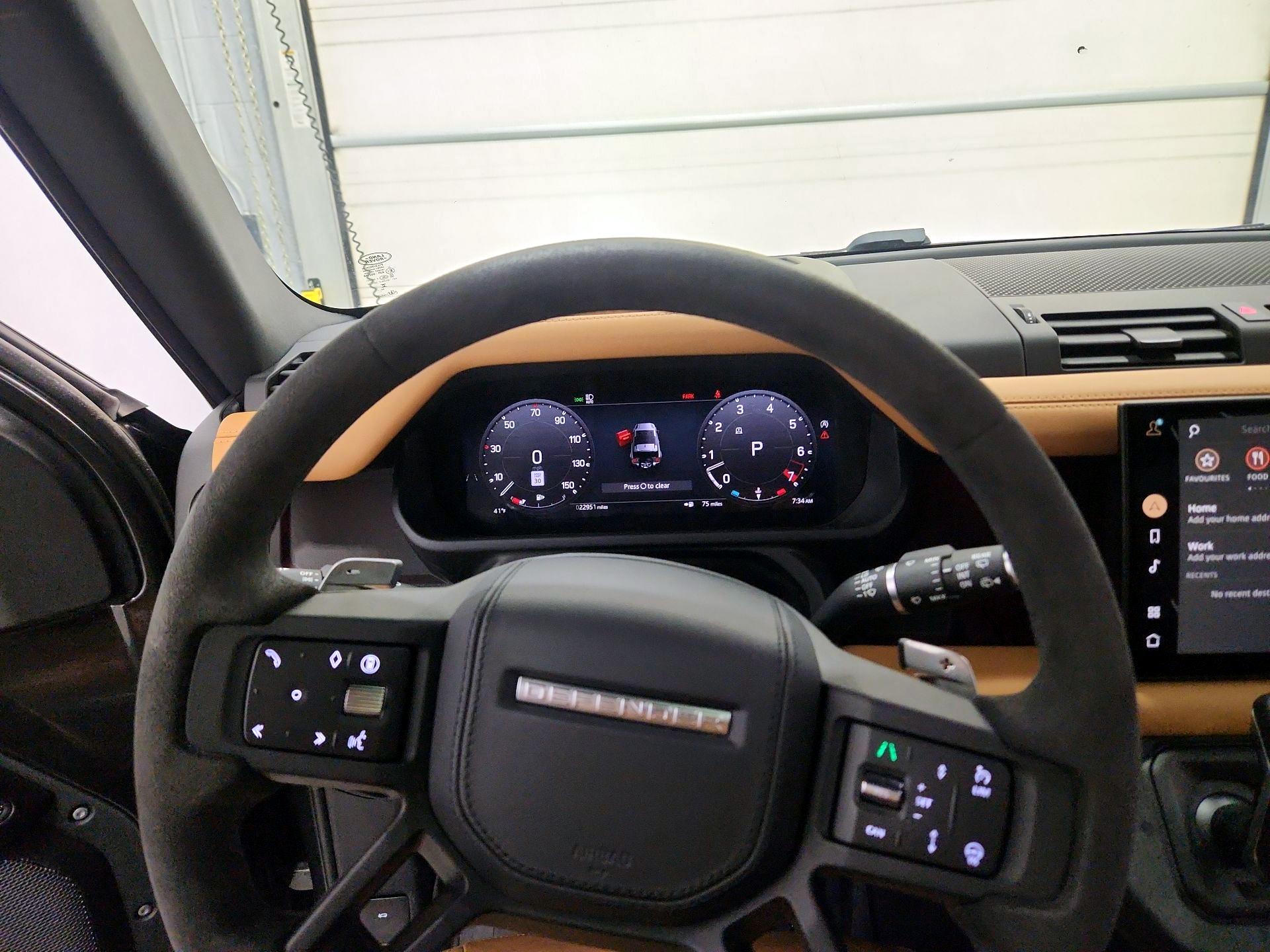 Thumbnail: 2024 Land Rover Defender - 10