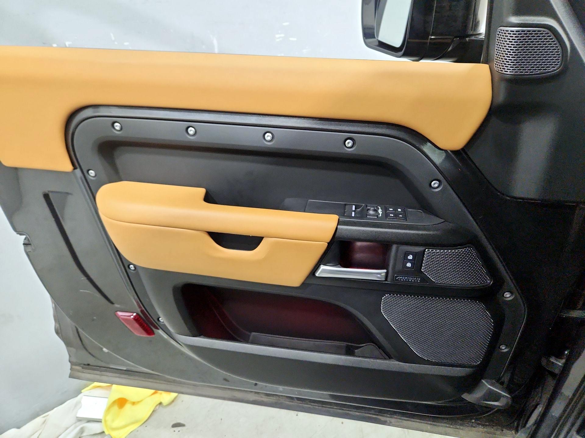 Thumbnail: 2024 Land Rover Defender - 12