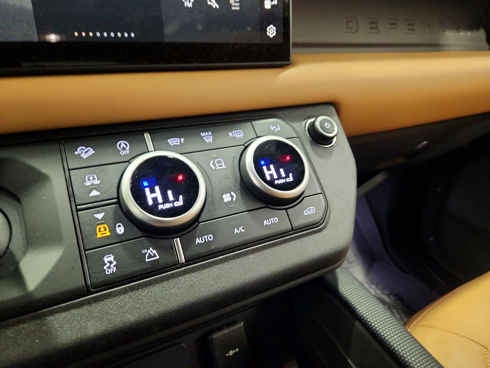 Thumbnail: 2024 Land Rover Defender - 17