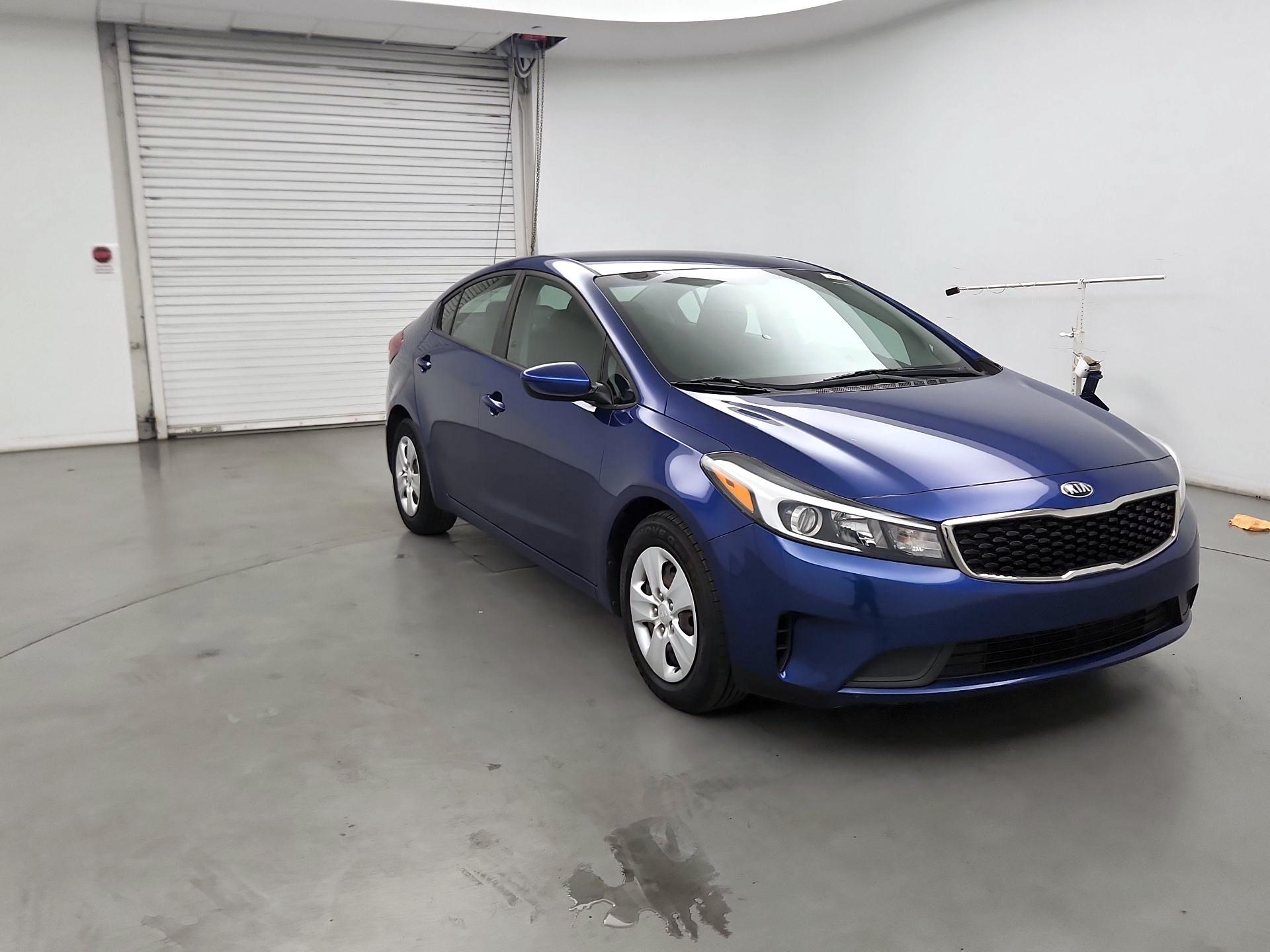 Thumbnail: 2017 Kia Forte - 1