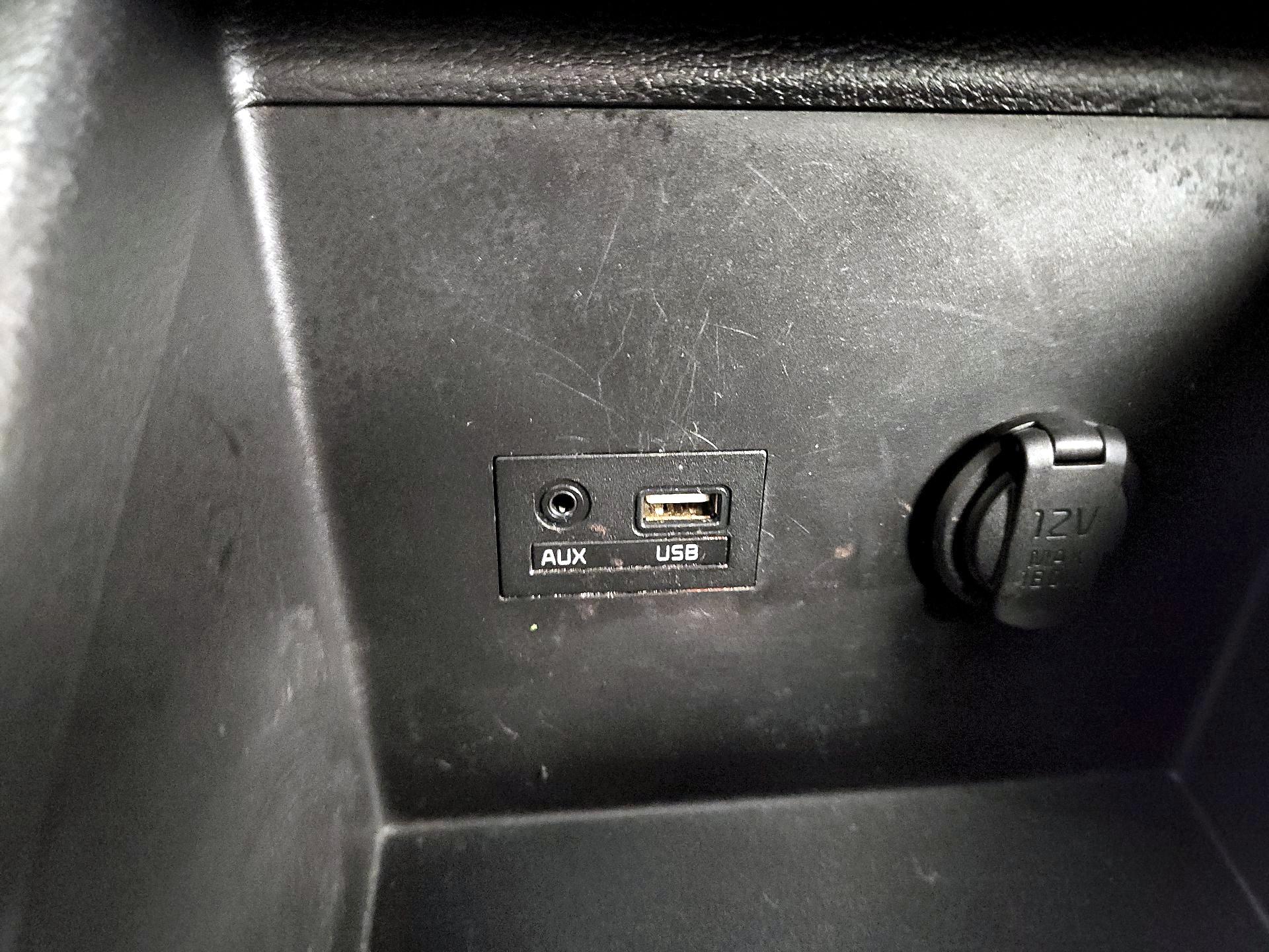 Thumbnail: 2017 Kia Forte - 15